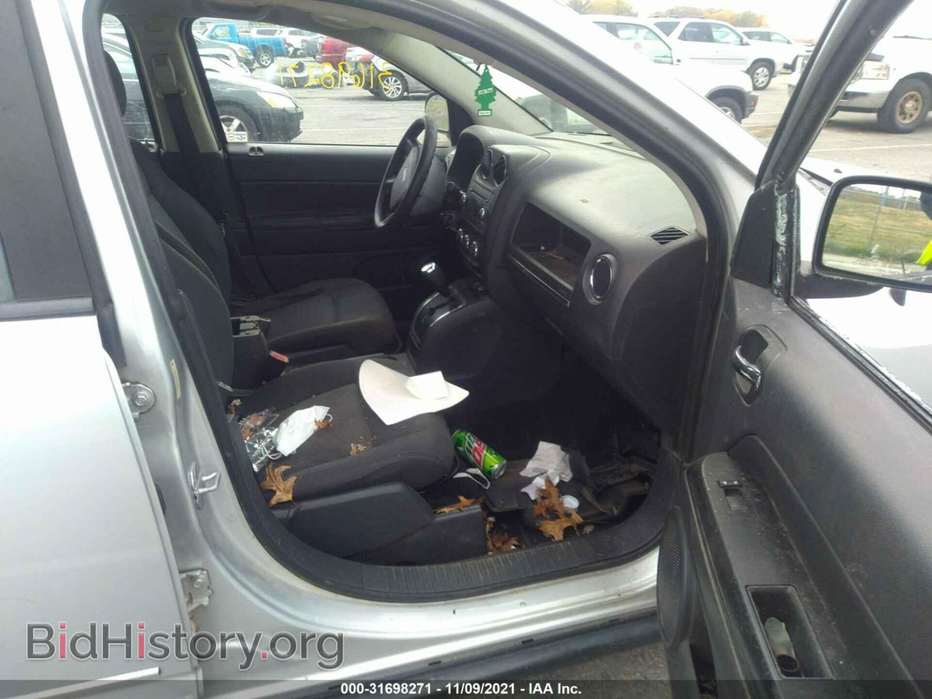 2010 JEEP COMPASS - VIN: 1J4NF4FB3AD653737 - Фото 5