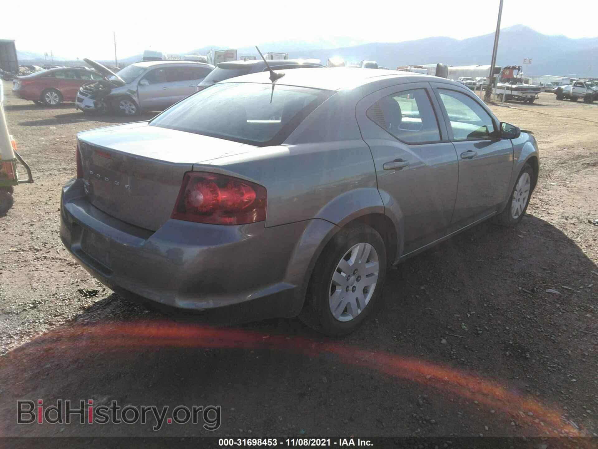 2011 DODGE AVENGER - VIN: 1B3BD4FB5BN592080 - Фото 4