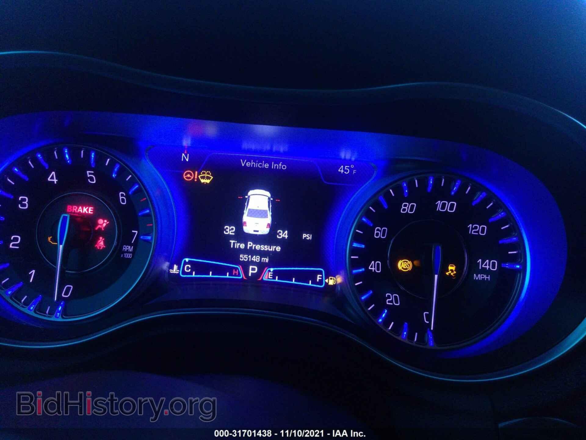 2019 CHRYSLER 300 - VIN: 2C3CCAEG2KH693544 - Фото 7
