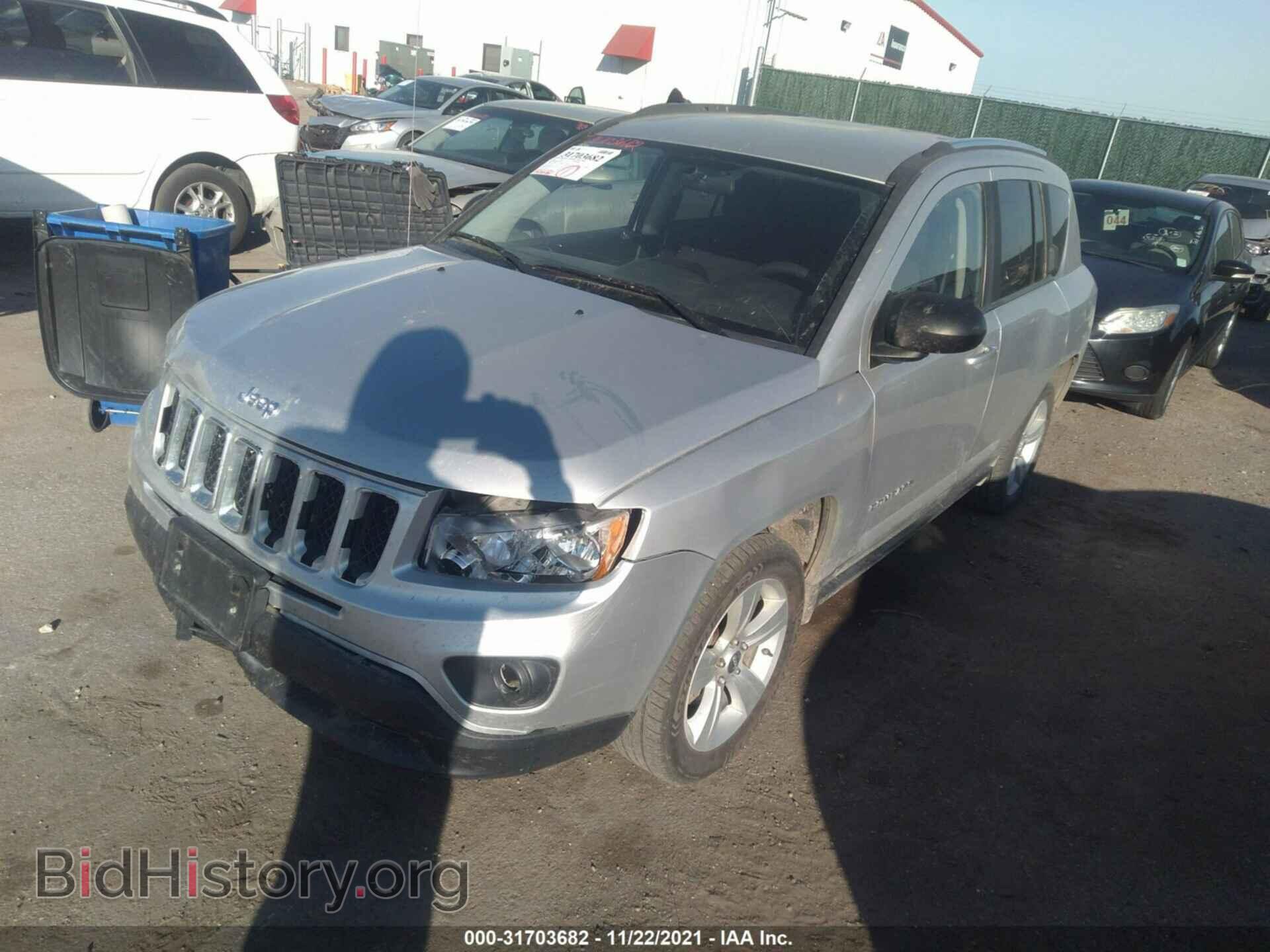 2011 JEEP COMPASS - VIN: 1J4NF1FB0BD134287 - Photo 2