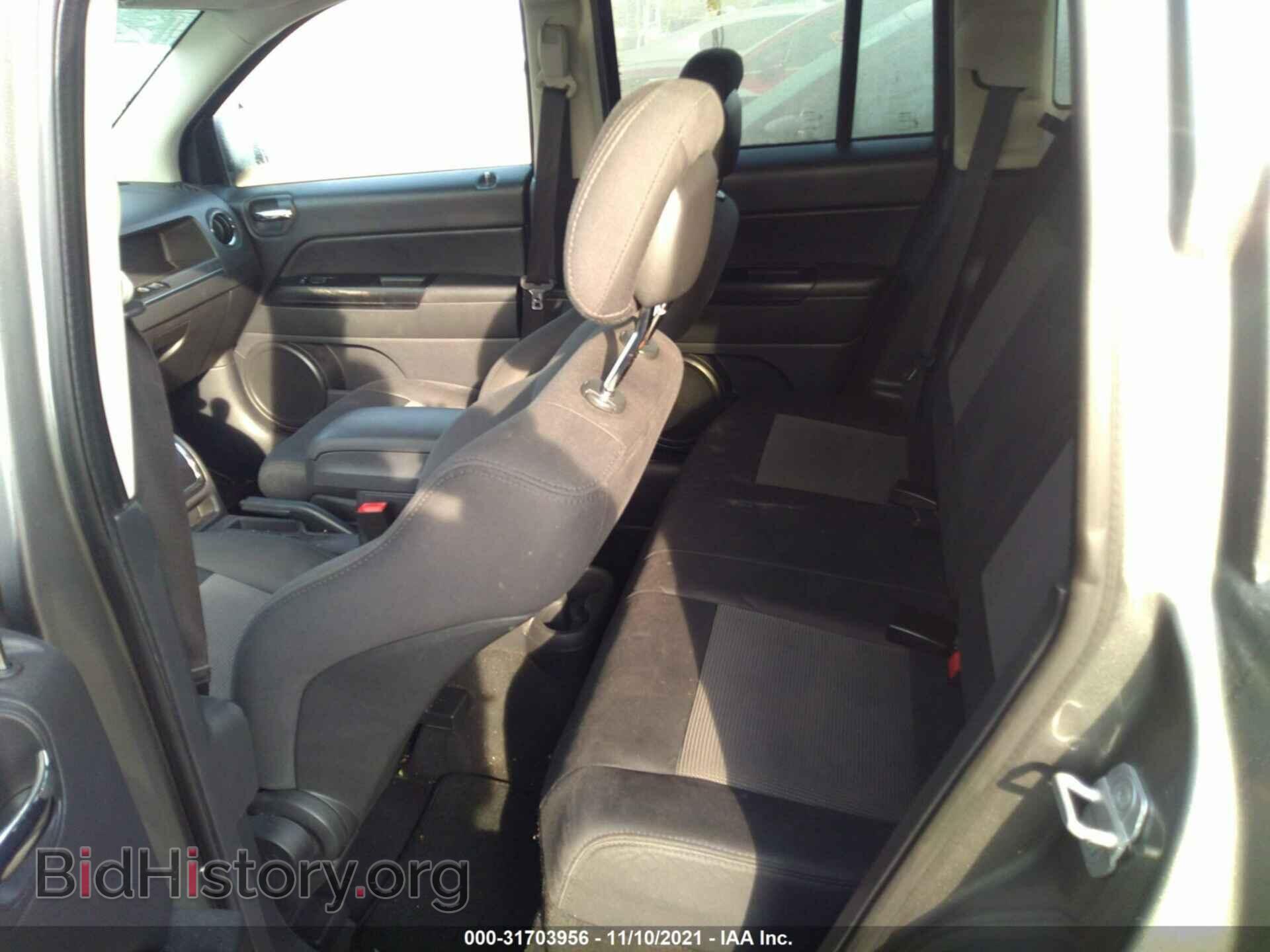 2012 JEEP COMPASS - VIN: 1C4NJCBA0CD579384 - Photo 8