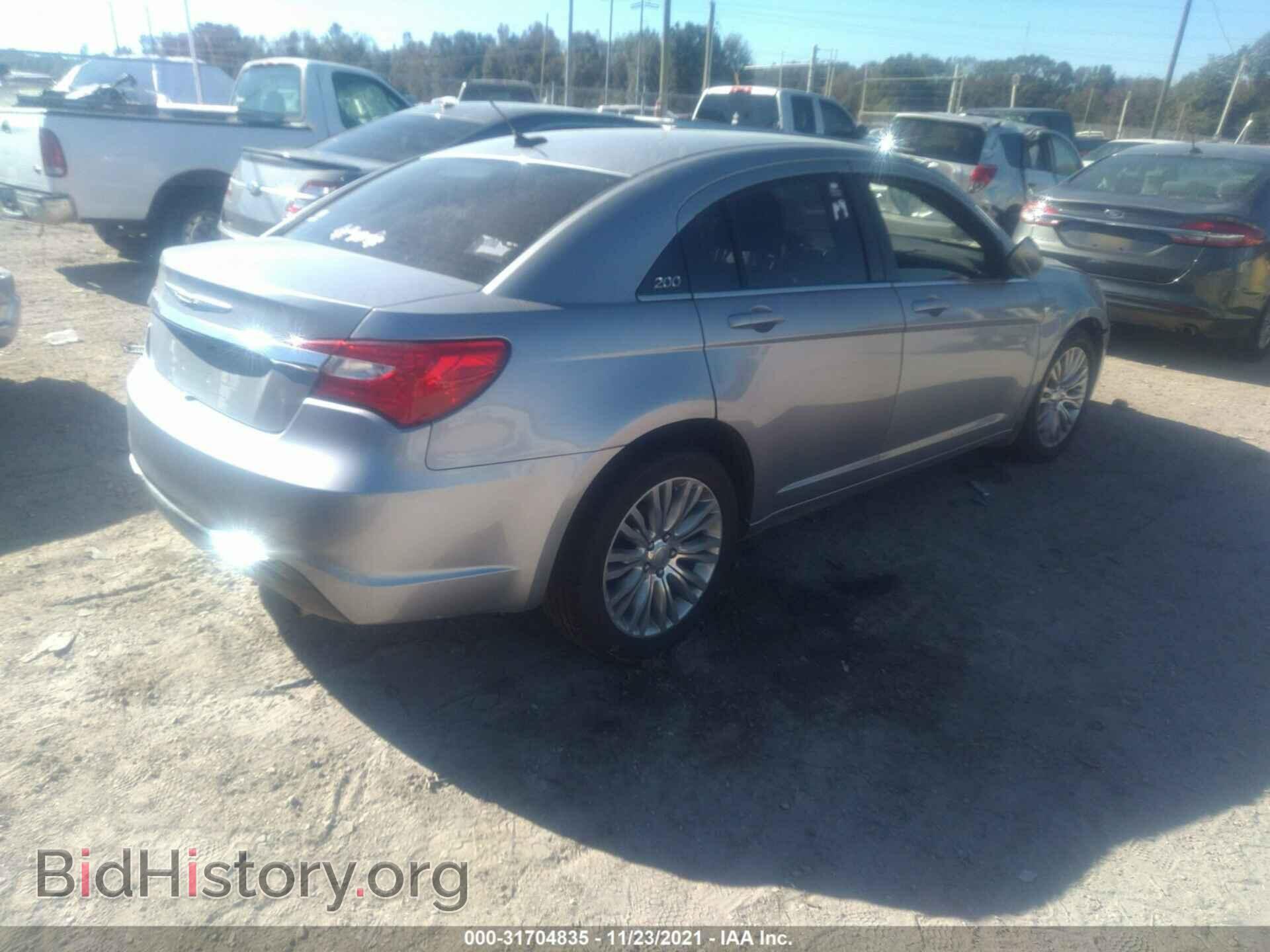 2013 CHRYSLER 200 - VIN: 1C3CCBAB1DN704687 - Фото 4