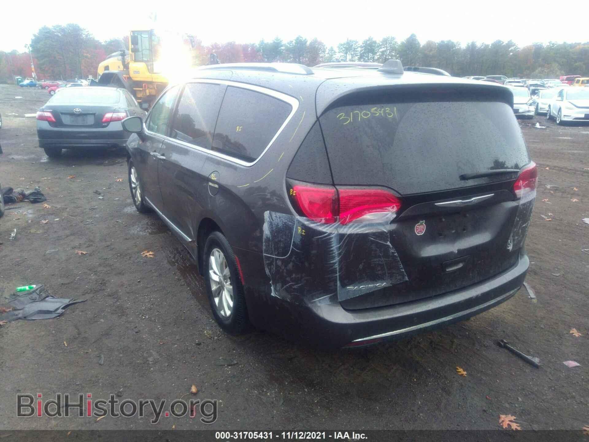 2019 CHRYSLER PACIFICA - VIN: 2C4RC1BG3KR628092 - Фото 3