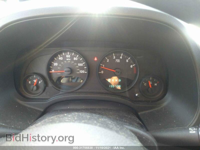 2012 Jeep COMPASS (VIN 1C4NJDBB6CD559056) — photo 7 of 11