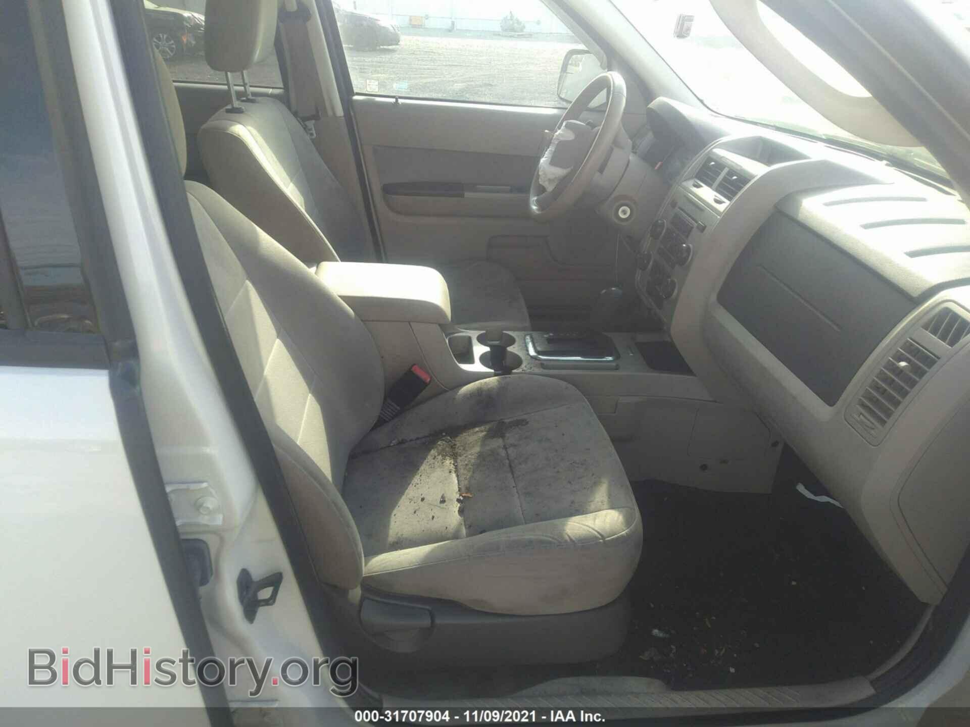 2011 FORD ESCAPE - VIN: 1FMCU0D70BKA43555 - Фото 5
