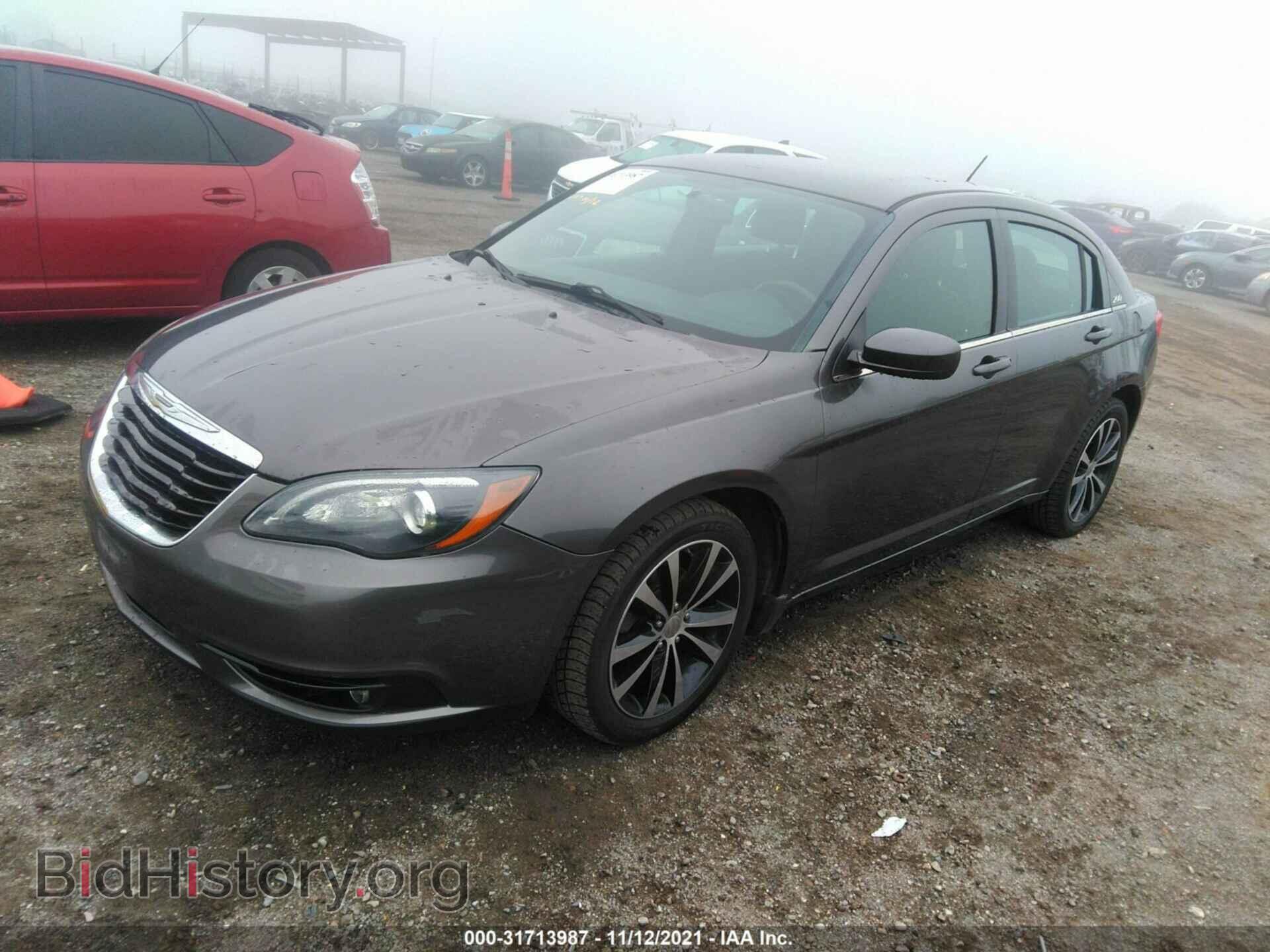 2014 CHRYSLER 200 - VIN: 1C3CCBBB7EN183569 - Фото 2