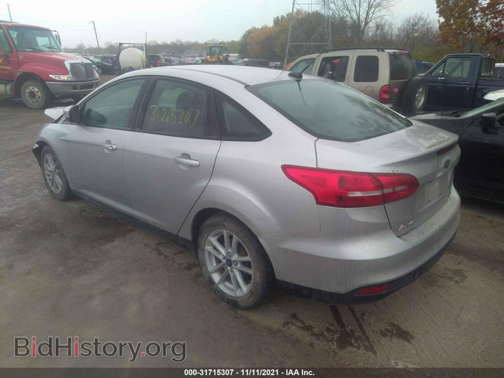 2016 FORD FOCUS - VIN: 1FADP3F26GL264748 - Фото 3