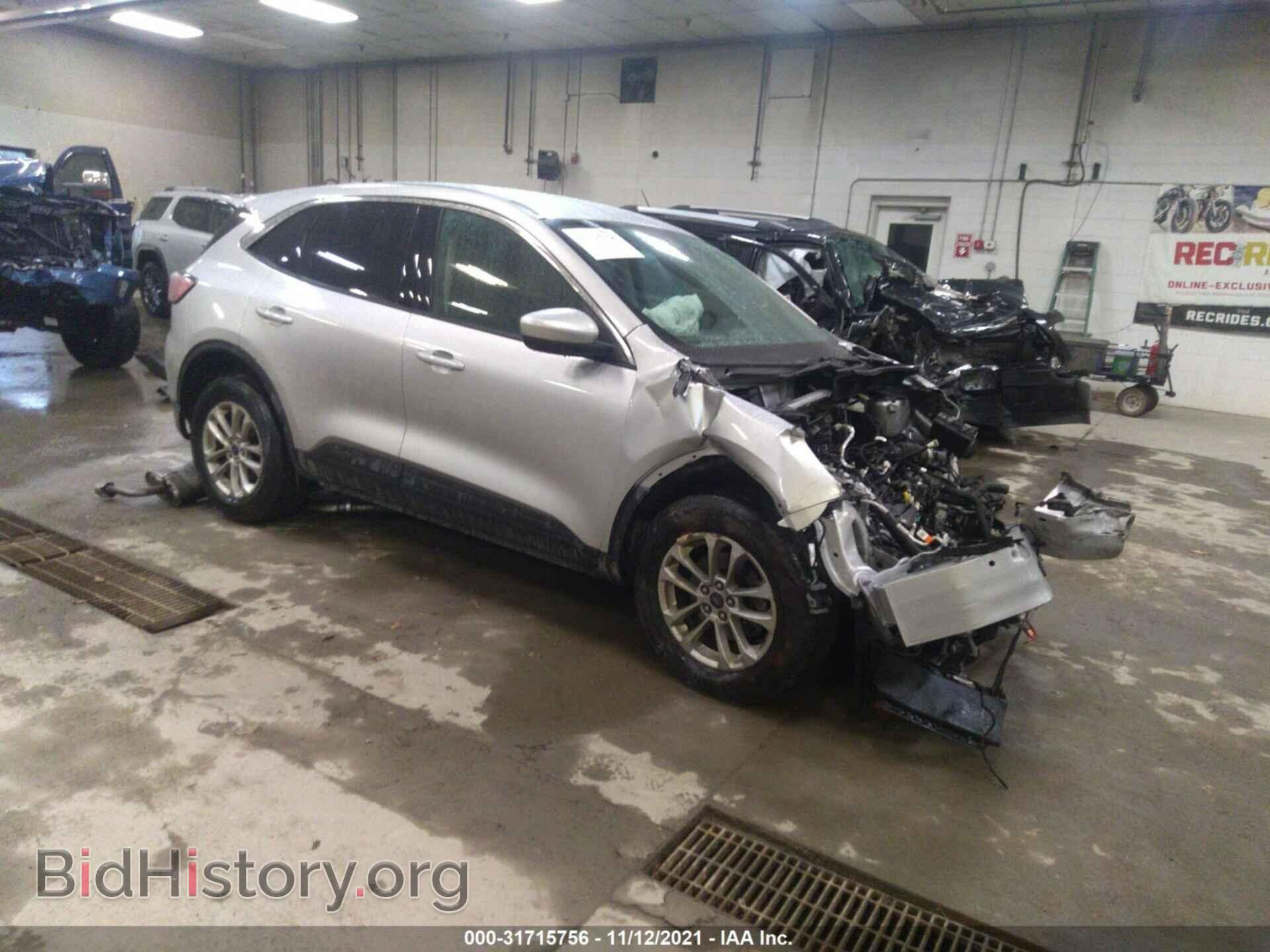 Photo 1FMCU9G67LUA04006 - FORD ESCAPE 2020