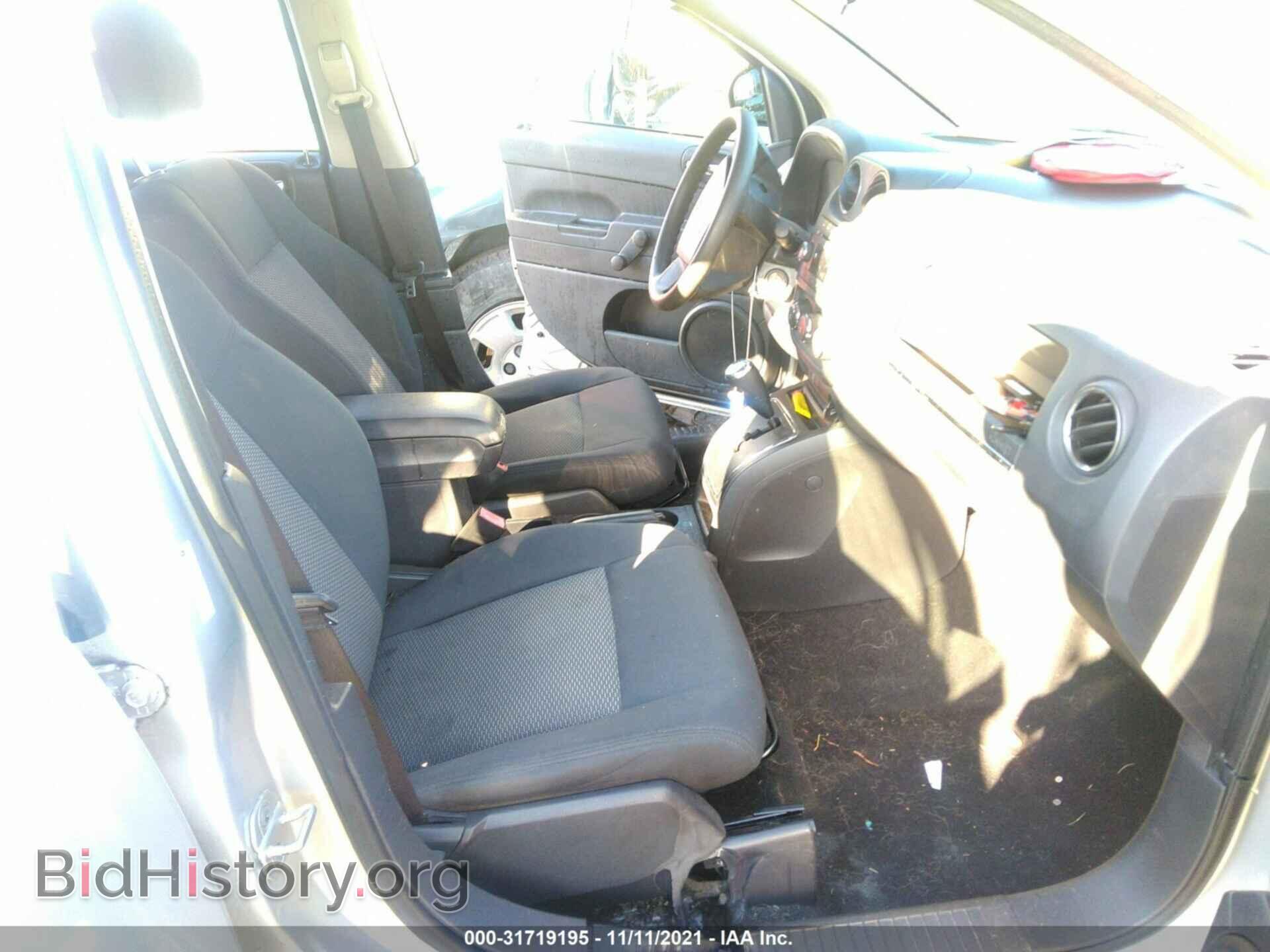 2010 JEEP COMPASS - VIN: 1J4NT4FB7AD604811 - Фото 5