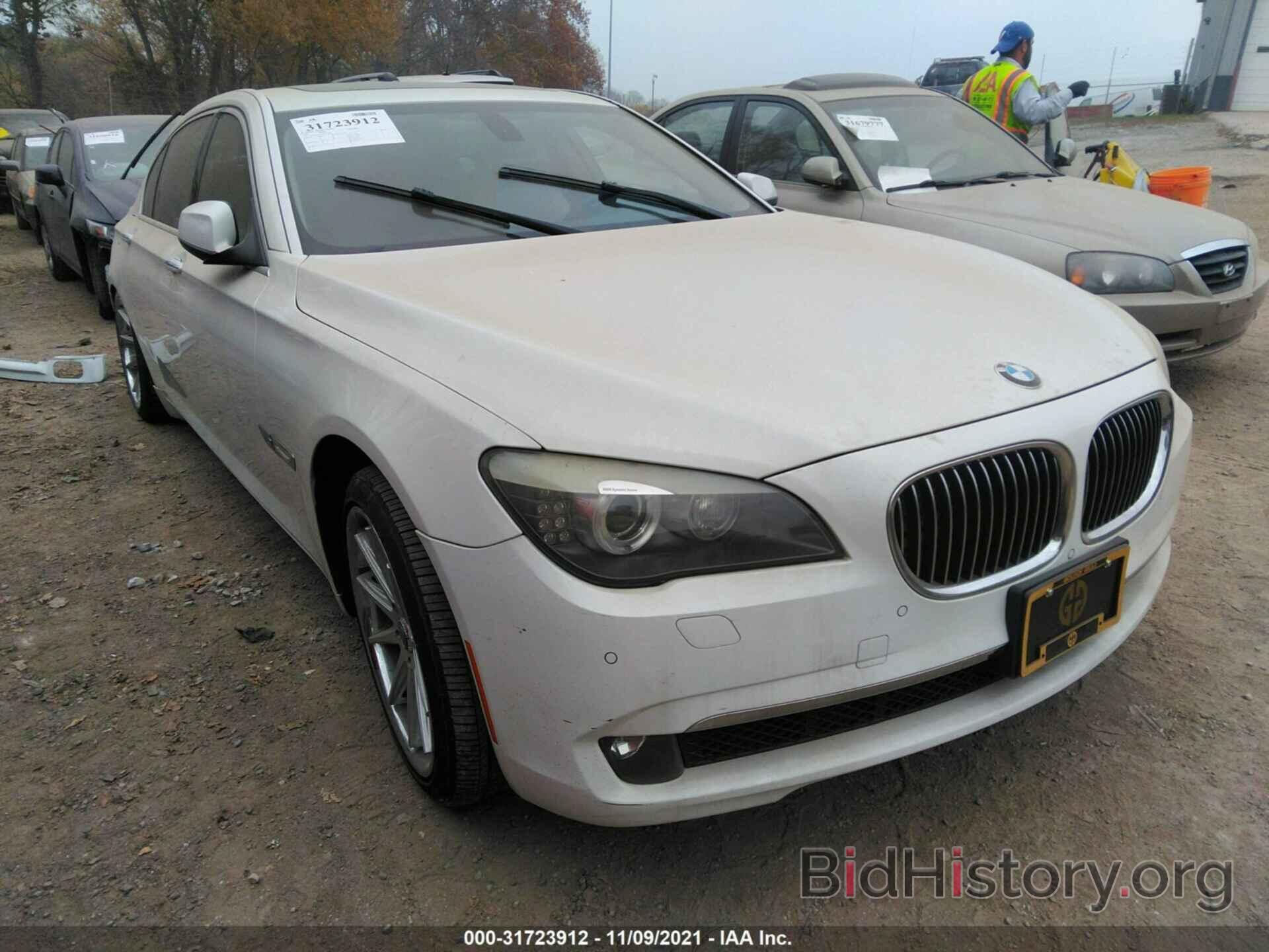 Photo WBAKC8C54CC435593 - BMW 7 SERIES 2012