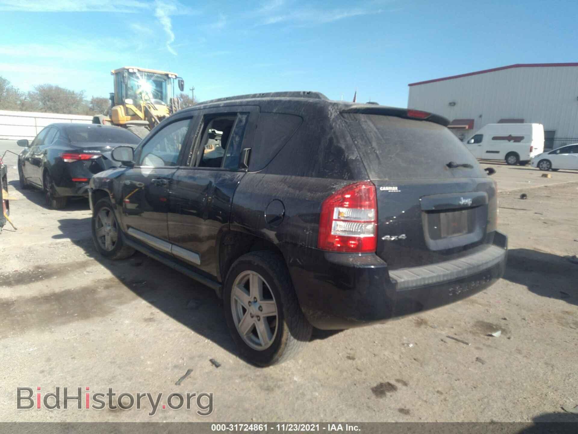 2010 JEEP COMPASS - VIN: 1J4NF1FB0AD675855 - Фото 3