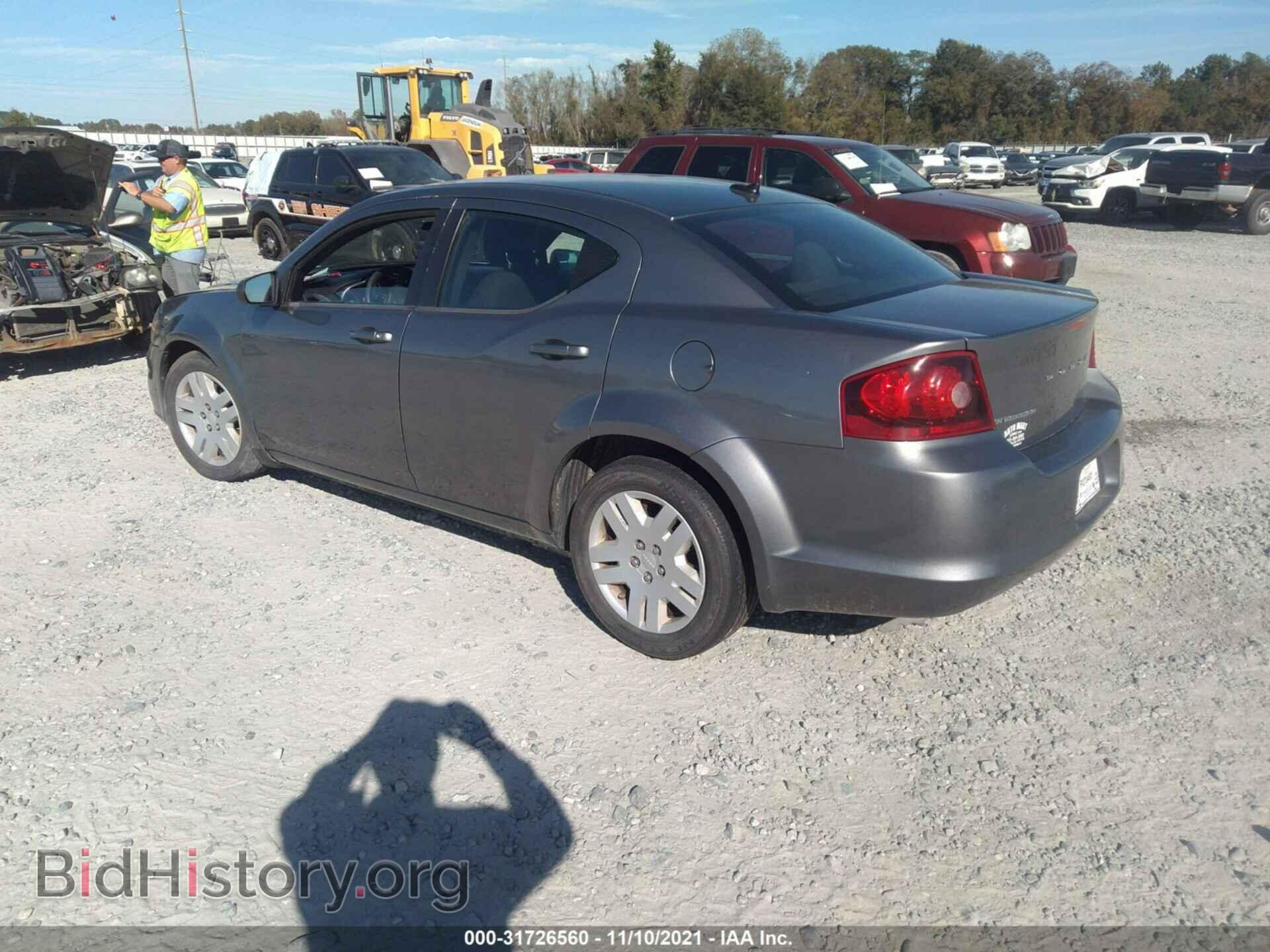 2011 DODGE AVENGER - VIN: 1B3BD4FB4BN616918 - Фото 3