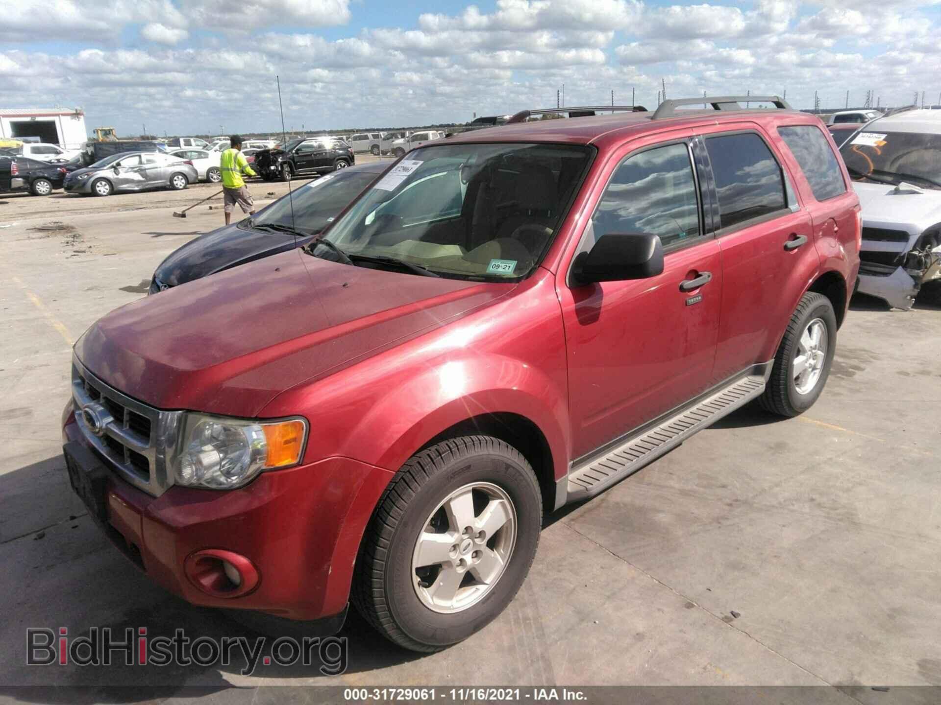2012 FORD ESCAPE - VIN: 1FMCU0D7XCKB05626 - Фото 2