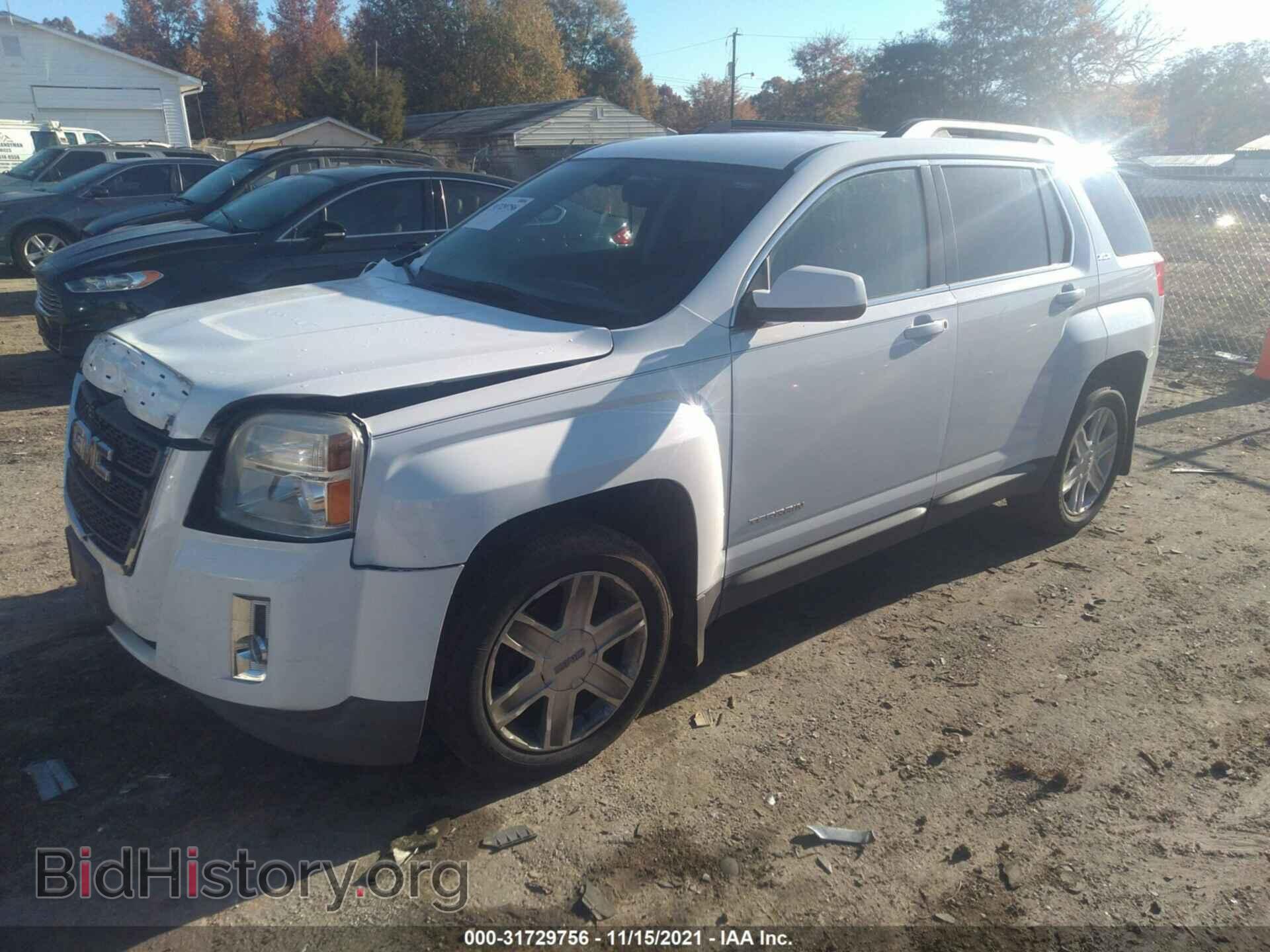 2011 GMC TERRAIN - VIN: 2CTALSEC0B6435268 - Фото 2