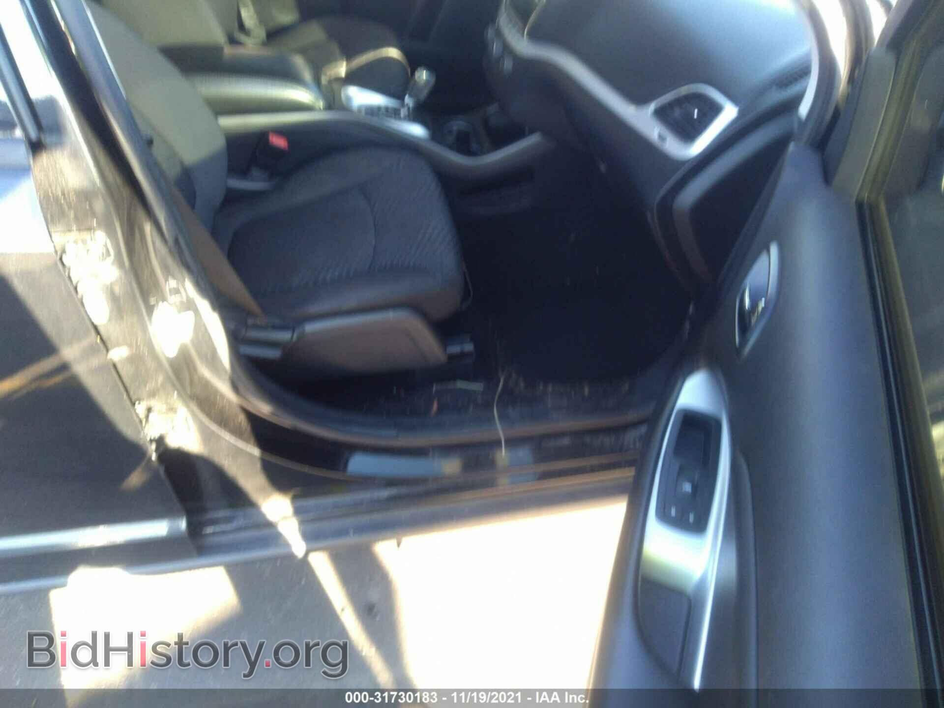 2017 DODGE JOURNEY - VIN: 3C4PDCAB2HT559181 - Фото 5