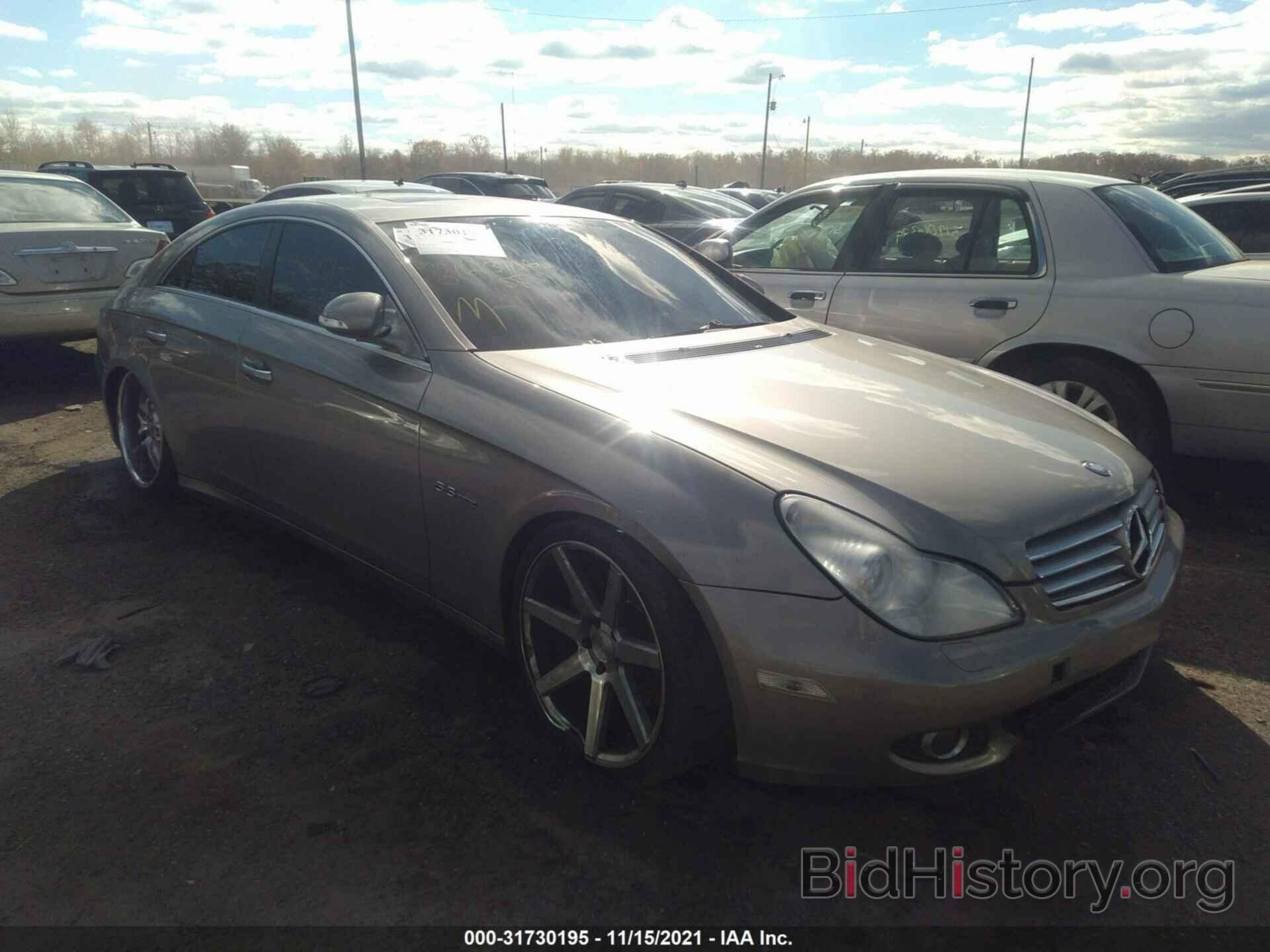 Photo WDDDJ72X47A092158 - MERCEDES-BENZ CLS-CLASS 2007