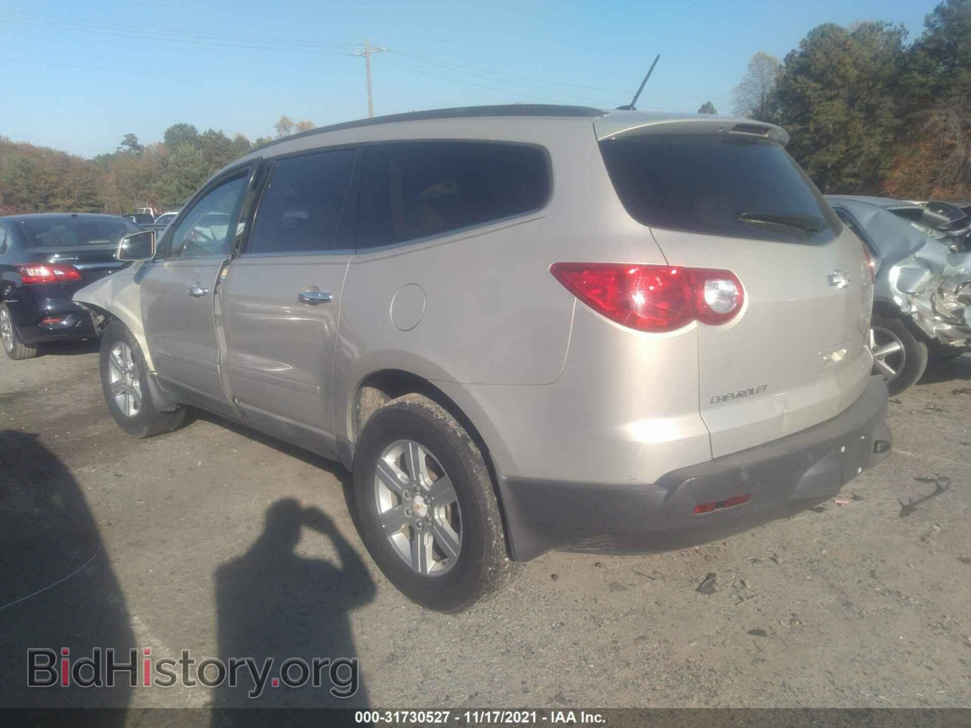 2009 CHEVROLET TRAVERSE - VIN: 1GNER23D19S154375 - Фото 3