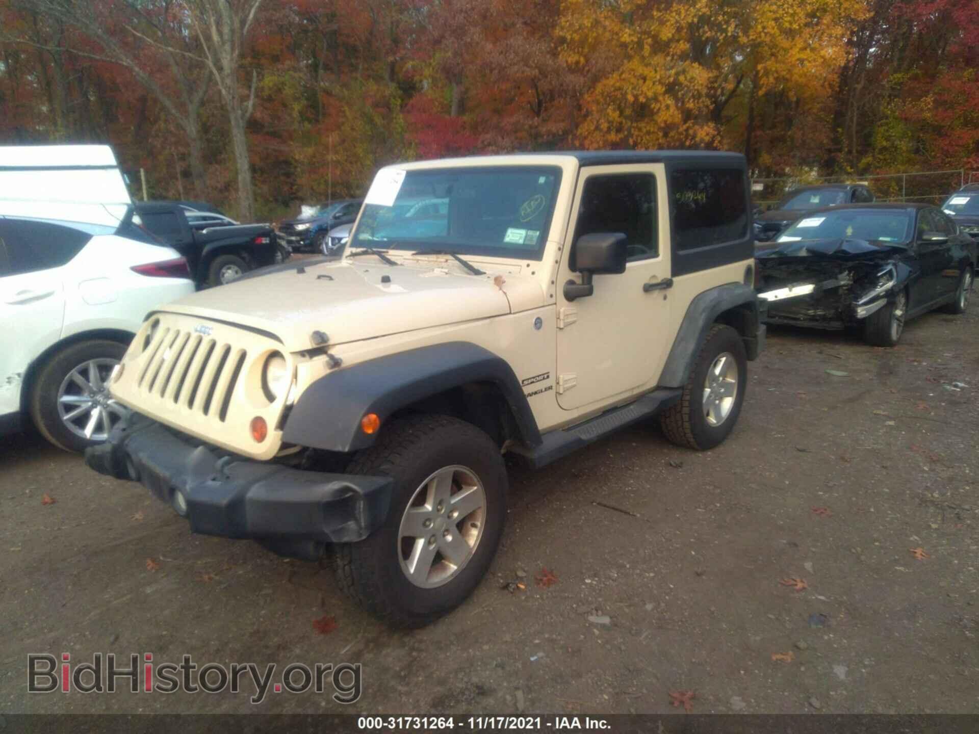 2011 JEEP WRANGLER - VIN: 1J4AA2D14BL528958 - Фото 2