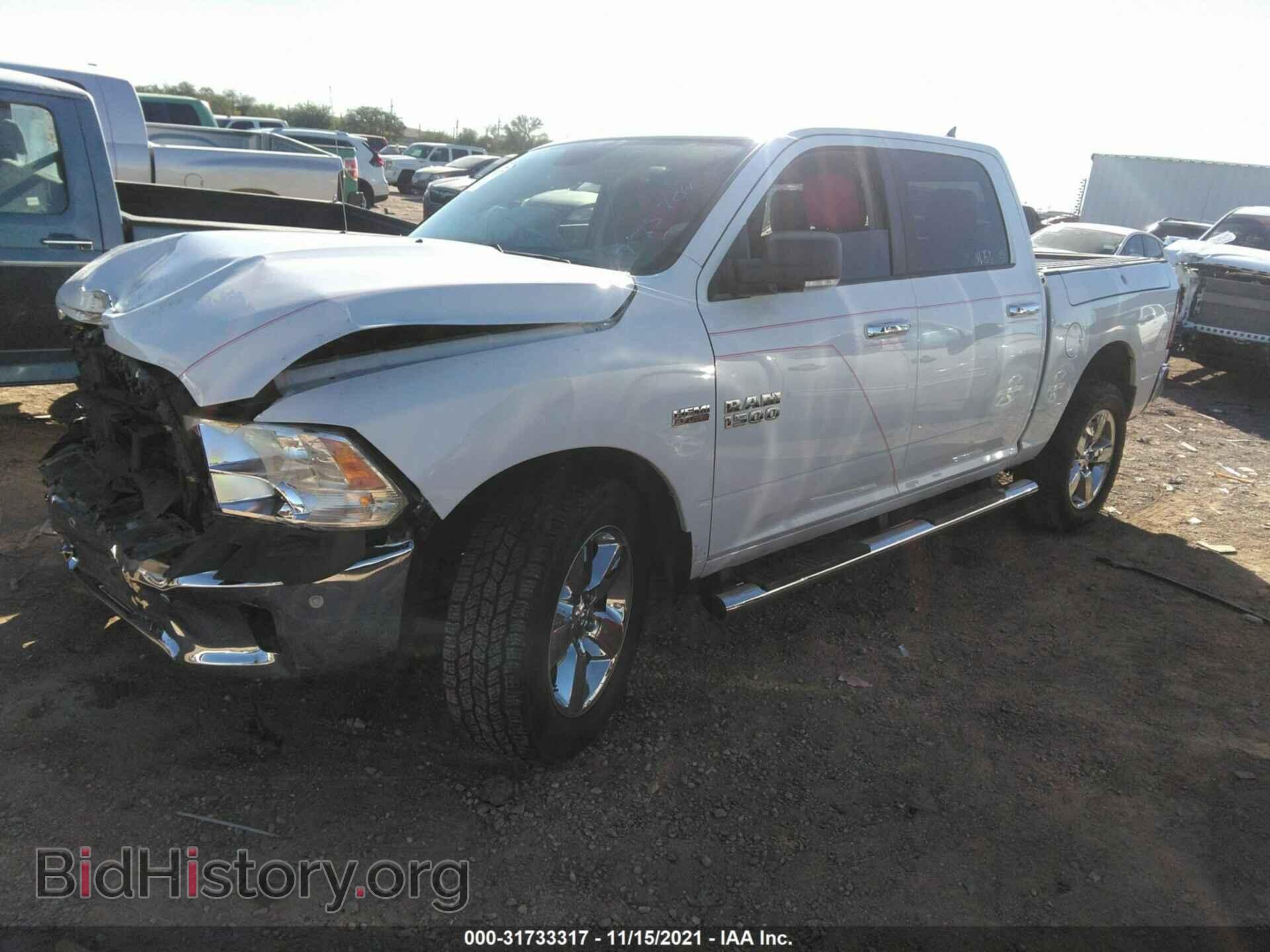 2017 RAM 1500 - VIN: 1C6RR6LT2HS775784 - Фото 2