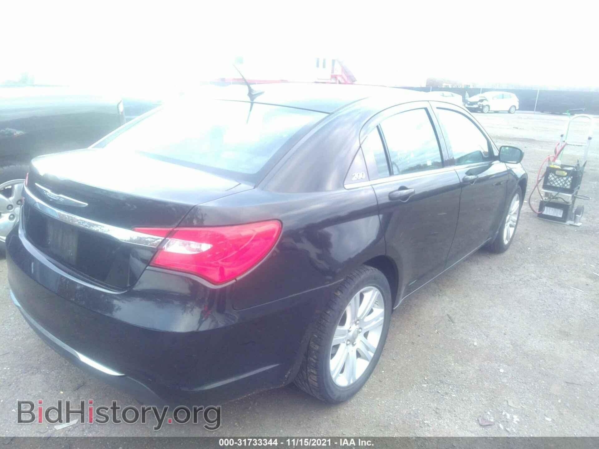 2013 CHRYSLER 200 - VIN: 1C3CCBAB2DN762159 - Фото 4