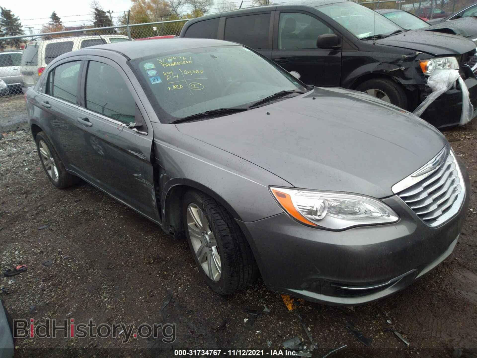 Фотография 1C3CCBAB6DN704667 - CHRYSLER 200 2013