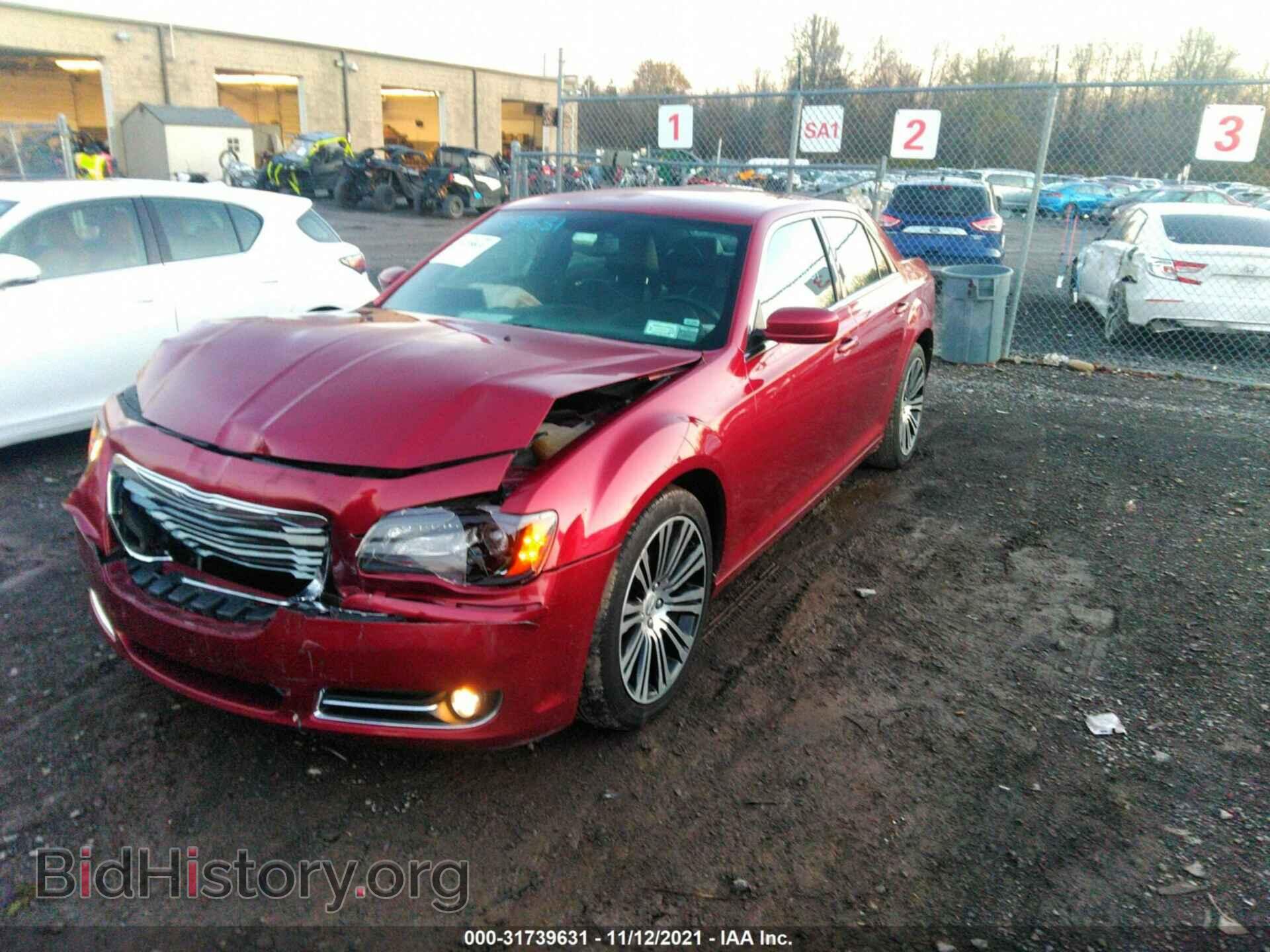 2014 CHRYSLER 300 - VIN: 2C3CCABG0EH118478 - Фото 2