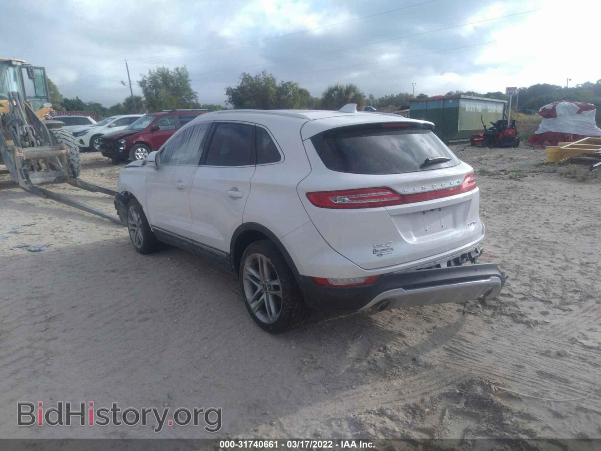 2017 LINCOLN MKC - VIN: 5LMCJ3D99HUL14120 - Photo 3