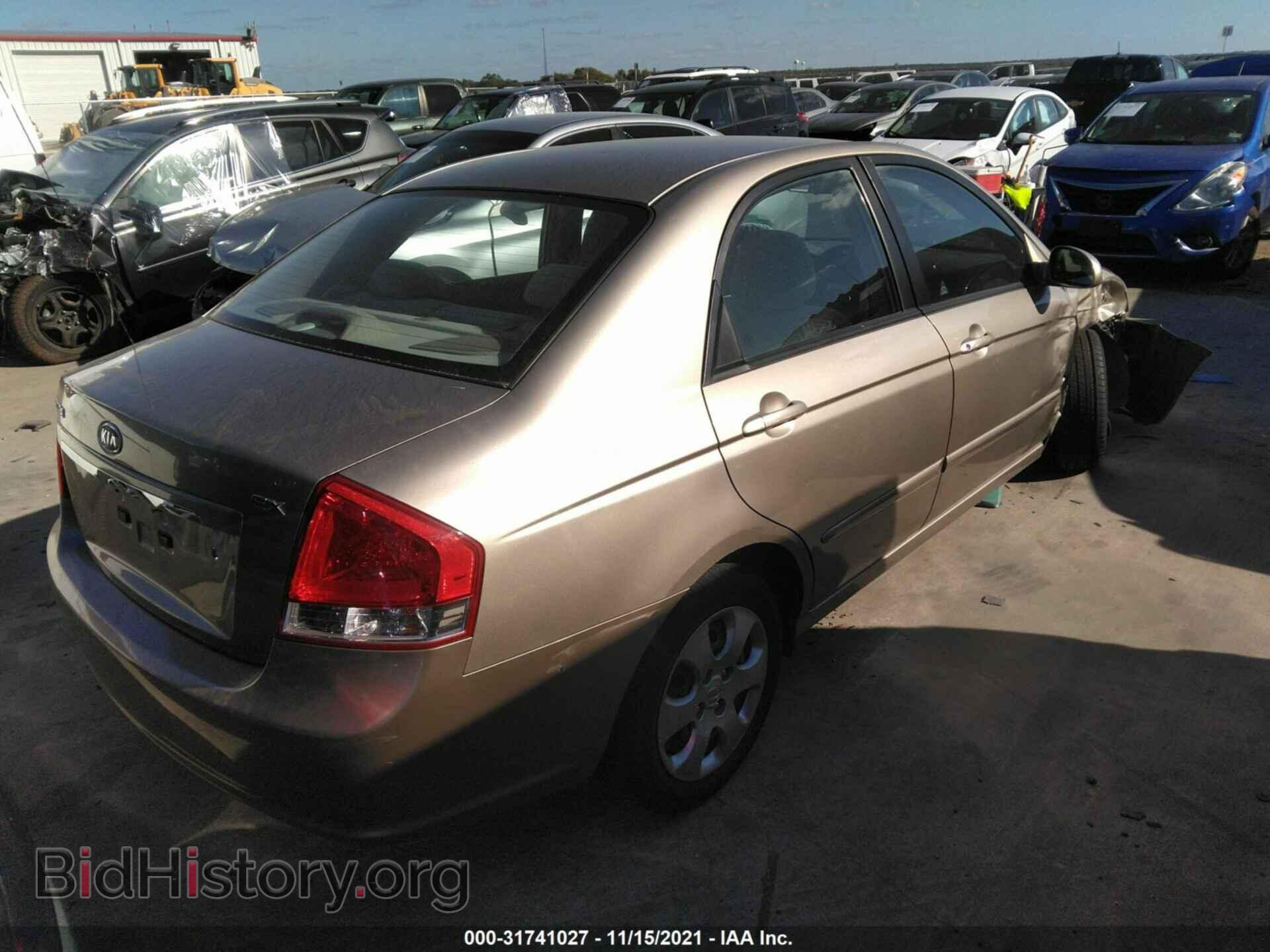 2007 KIA SPECTRA - VIN: KNAFE121675464511 - Фото 4