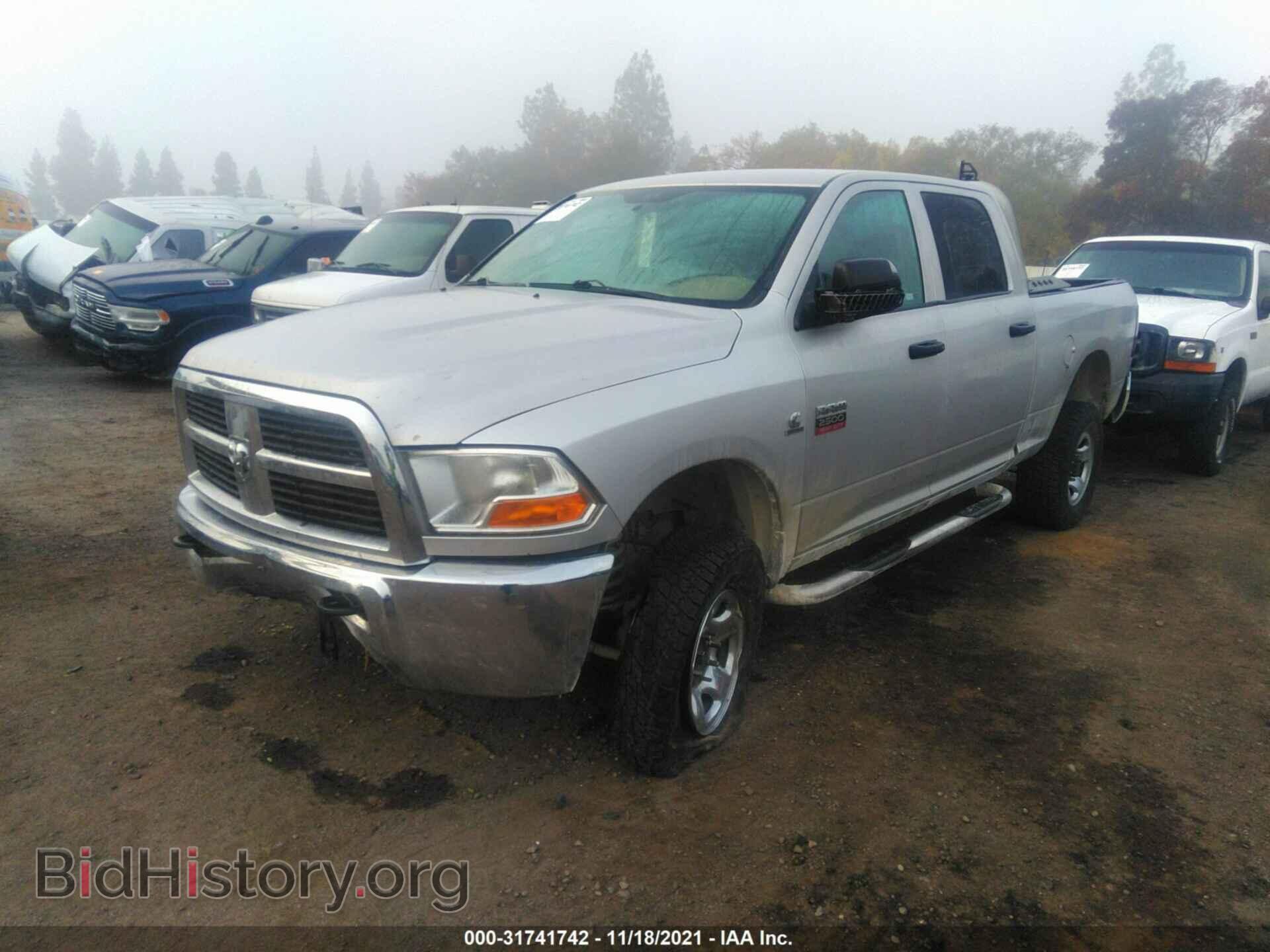 2011 RAM 2500 - VIN: 3D7UT2CLXBG619476 - Фото 2