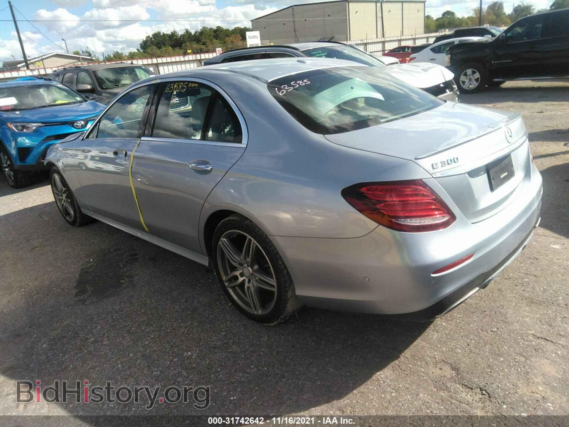 2017 MERCEDES-BENZ E-CLASS - VIN: WDDZF4JB2HA105230 - Фото 3