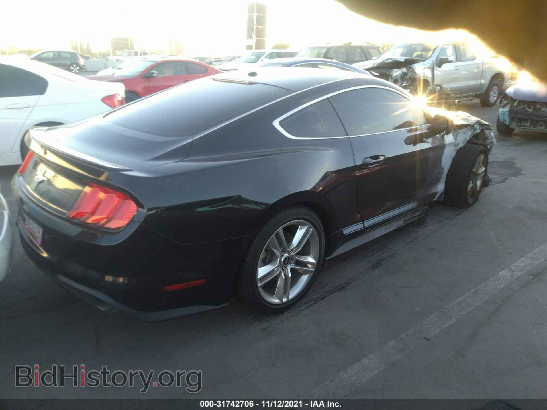 2018 FORD MUSTANG - VIN: 1FA6P8TH3J5123565 - Фото 4