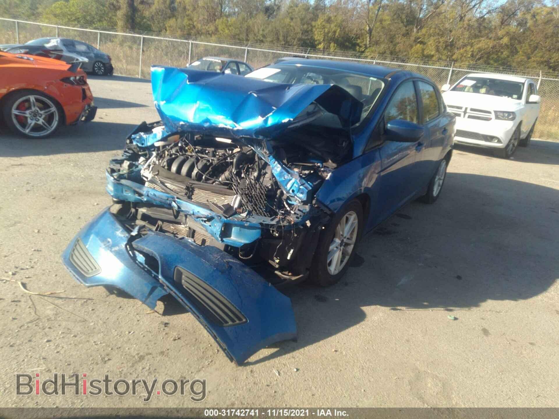2018 FORD FOCUS - VIN: 1FADP3F28JL207135 - Фото 2