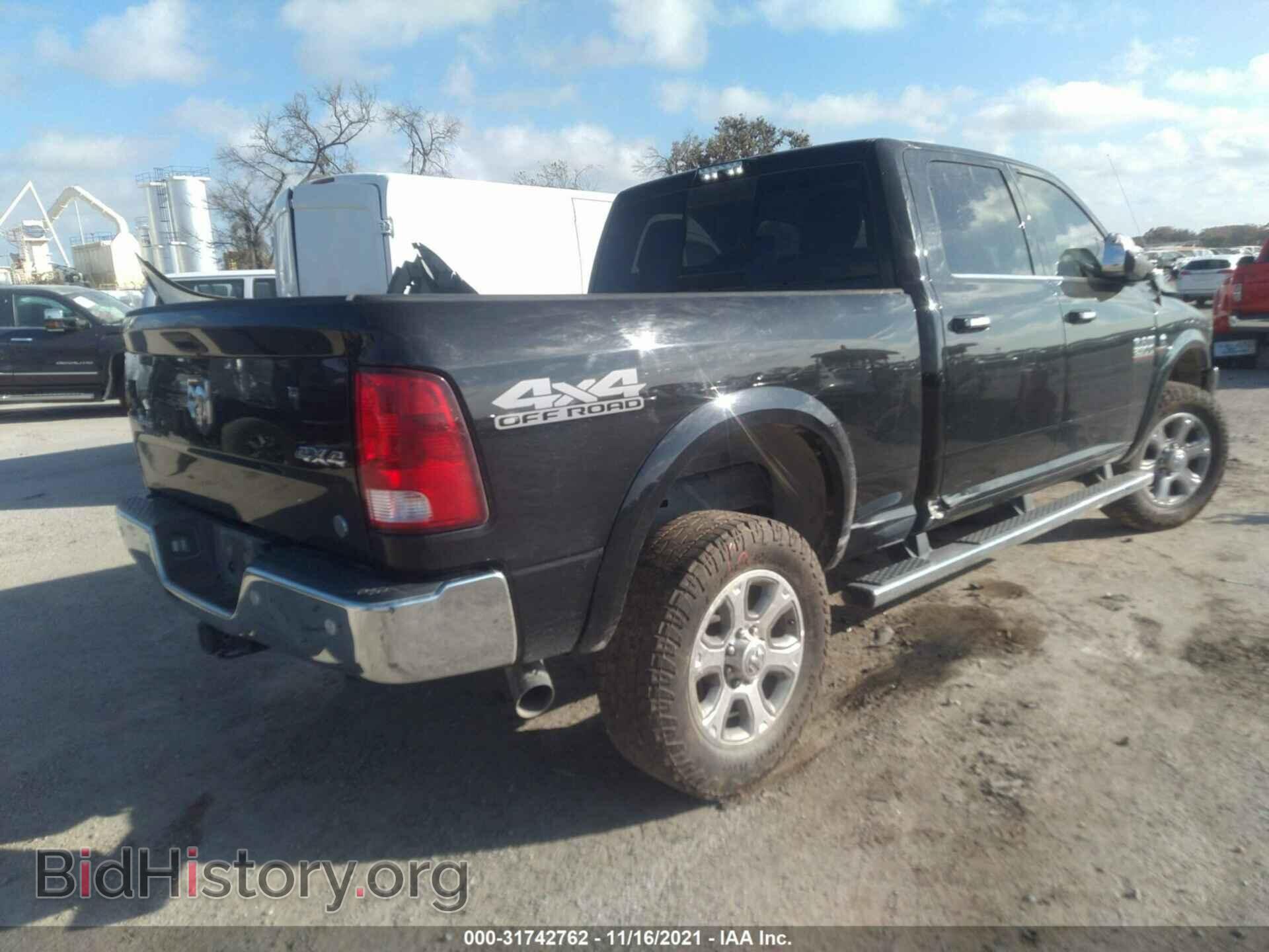 2018 RAM 2500 - VIN: 3C6UR5DL2JG382173 - Фото 4