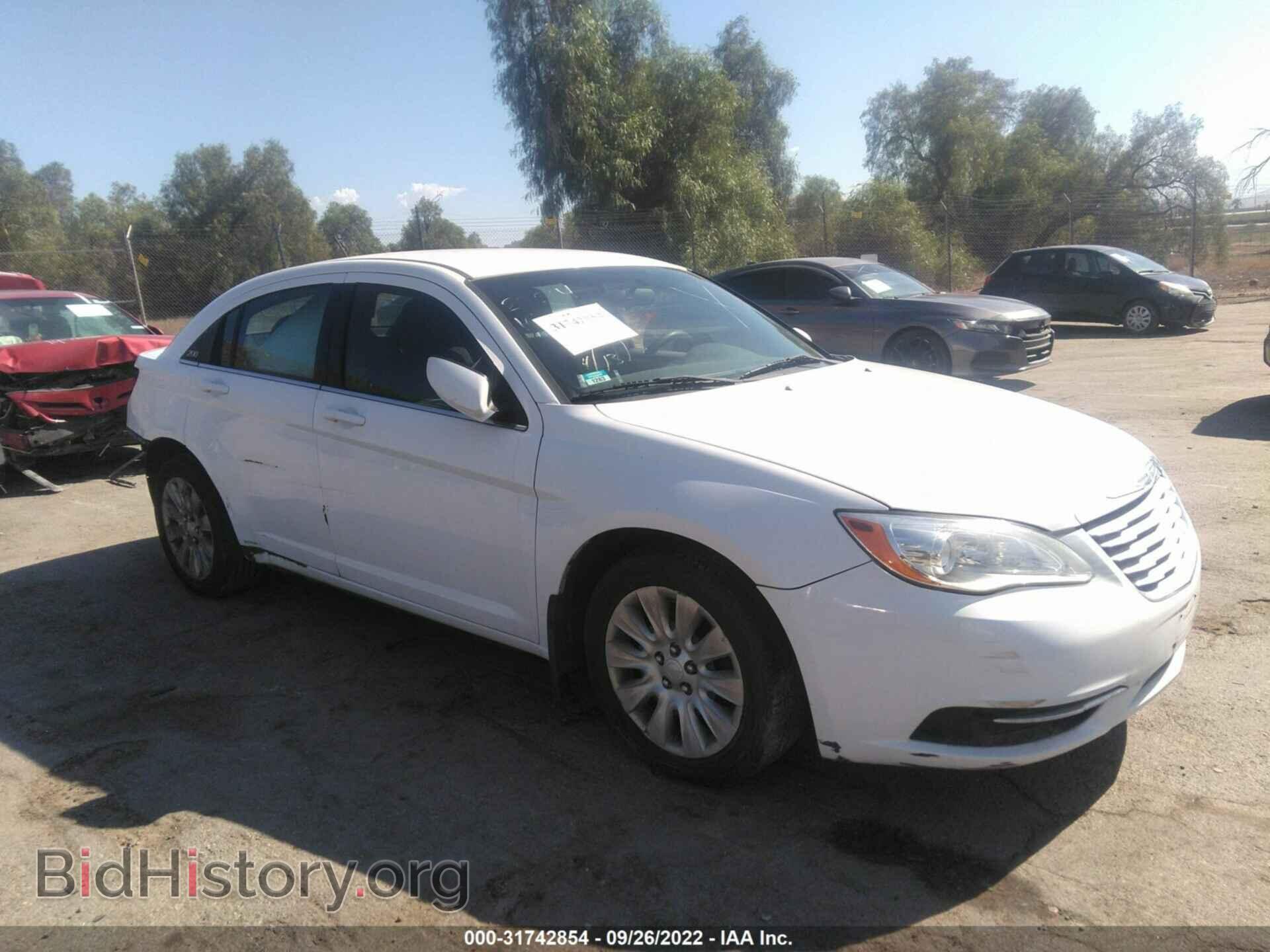 Photo 1C3CCBAB6EN212710 - CHRYSLER 200 2014