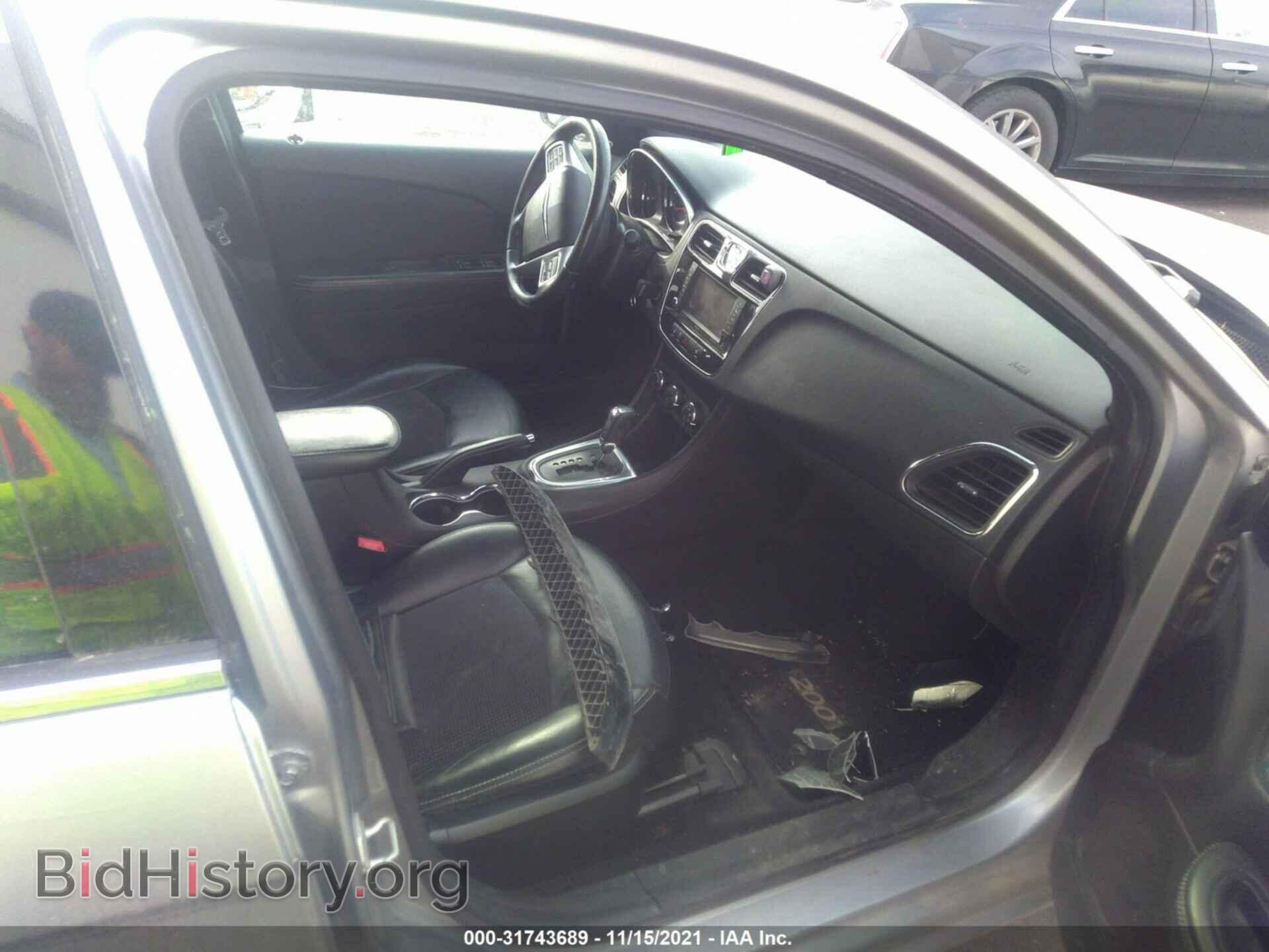 2013 CHRYSLER 200 - VIN: 1C3CCBCG4DN627998 - Photo 5