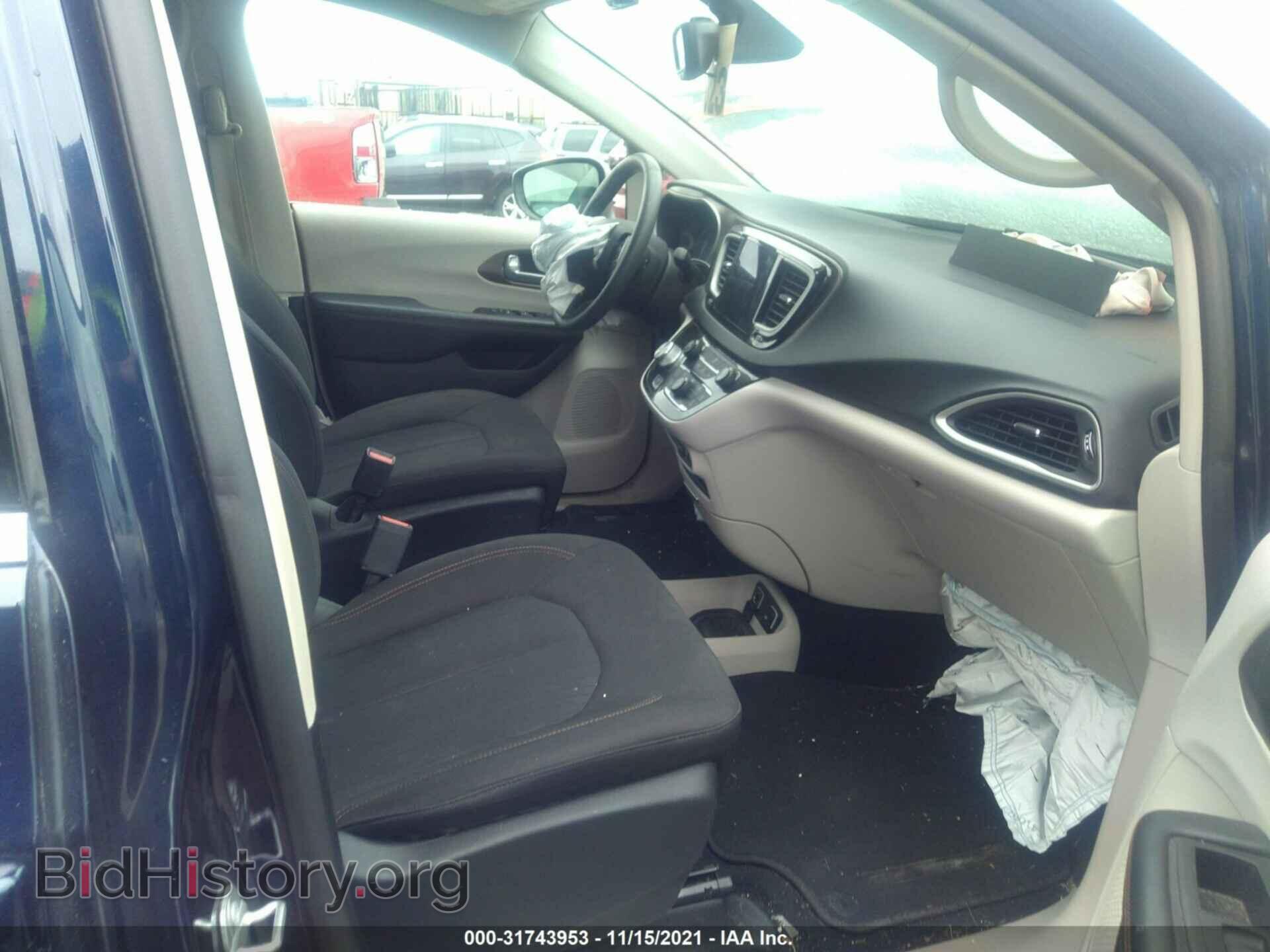 2017 CHRYSLER PACIFICA - VIN: 2C4RC1DGXHR521045 - Photo 5