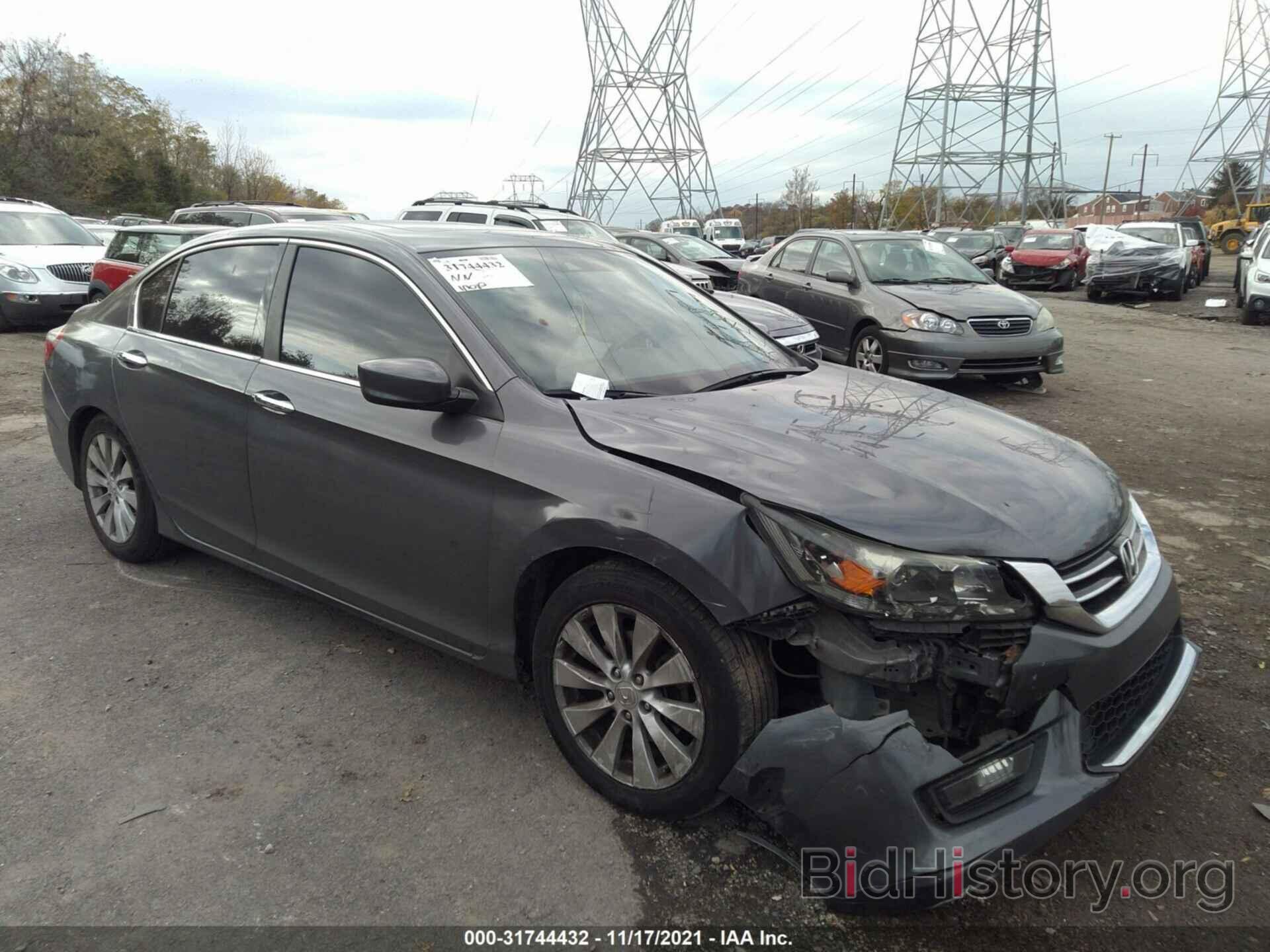 Photo 1HGCR3F83FA004341 - HONDA ACCORD SEDAN 2015