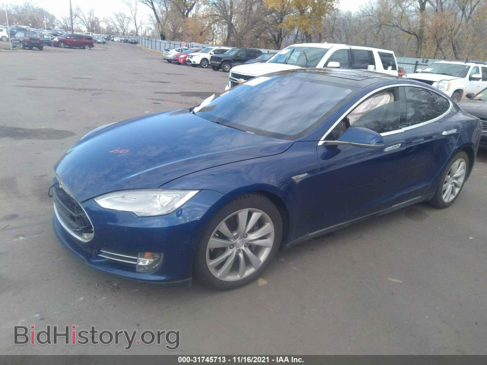 2015 TESLA MODEL S - VIN: 5YJSA1E2XFF109162 - Фото 2