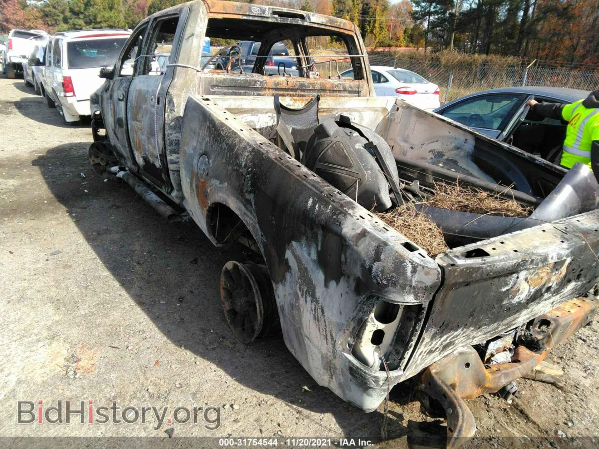 2017 RAM 2500 - VIN: 3C6TR5EJ3HG772475 - Photo 3