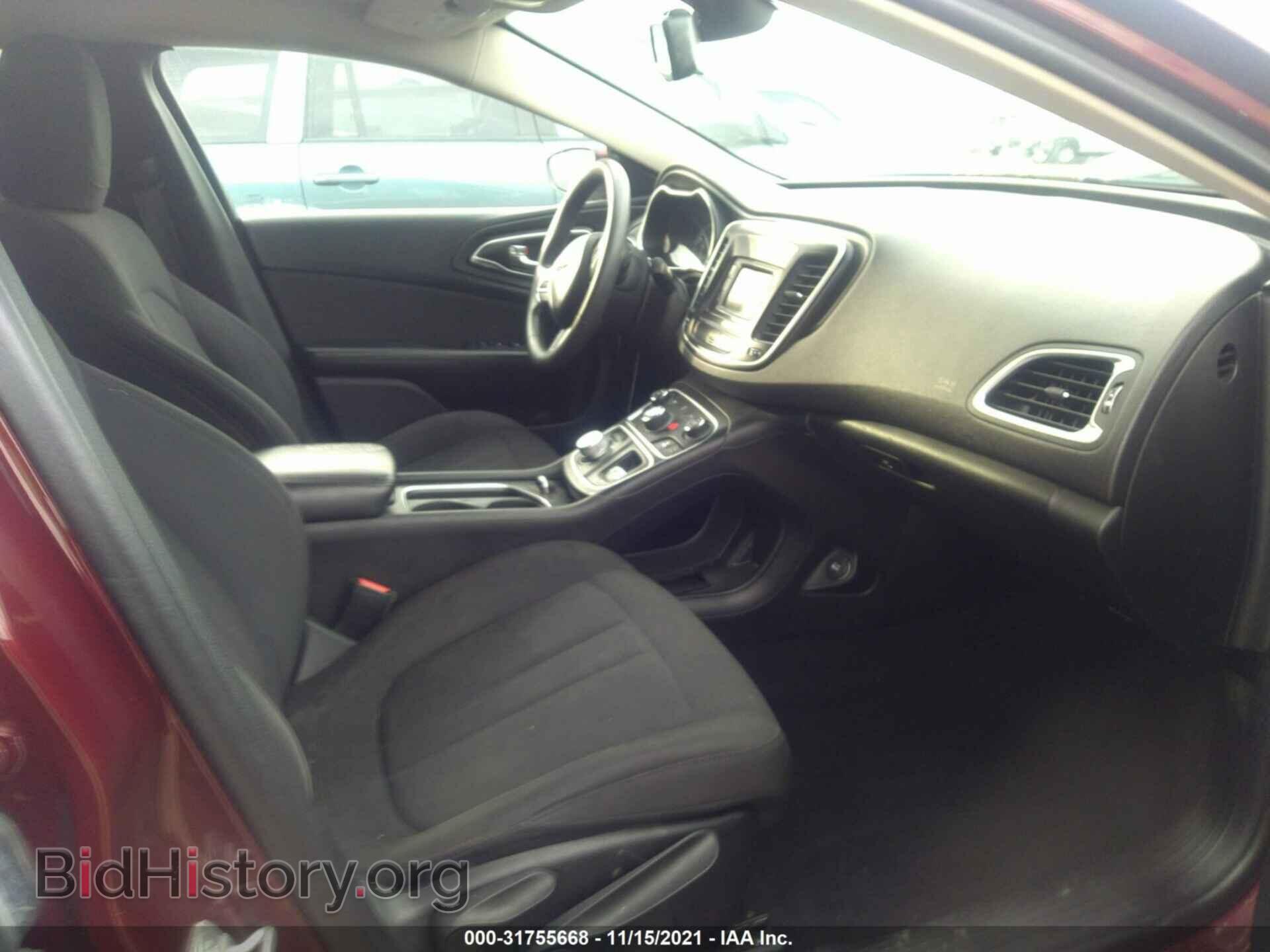2016 CHRYSLER 200 - VIN: 1C3CCCAB1GN114841 - Фото 5