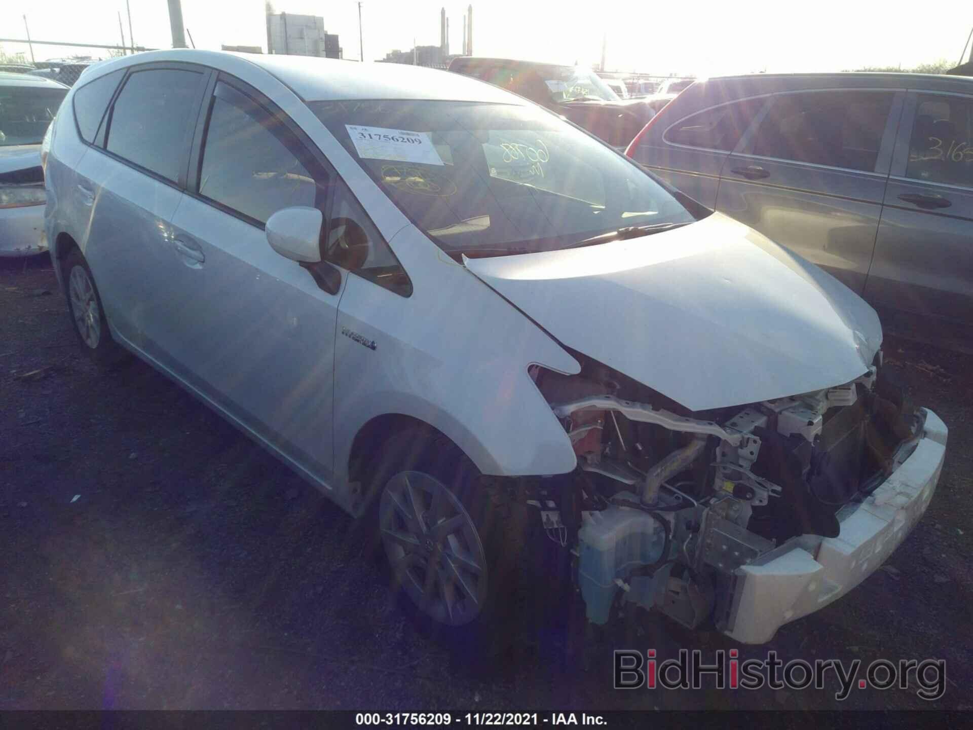 Photo JTDZN3EU5EJ011826 - TOYOTA PRIUS V 2014