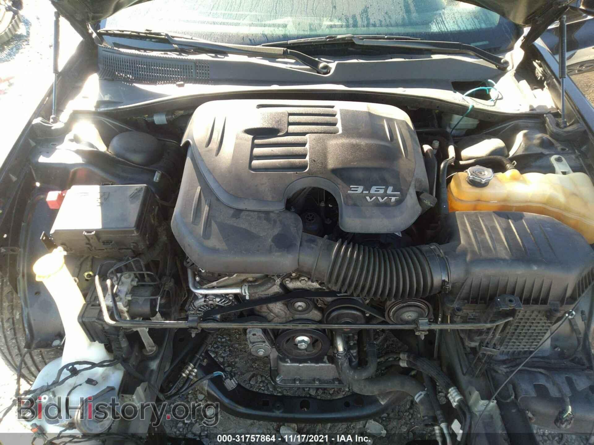 2014 CHRYSLER 300 - VIN: 2C3CCAAG8EH179255 - Фото 10