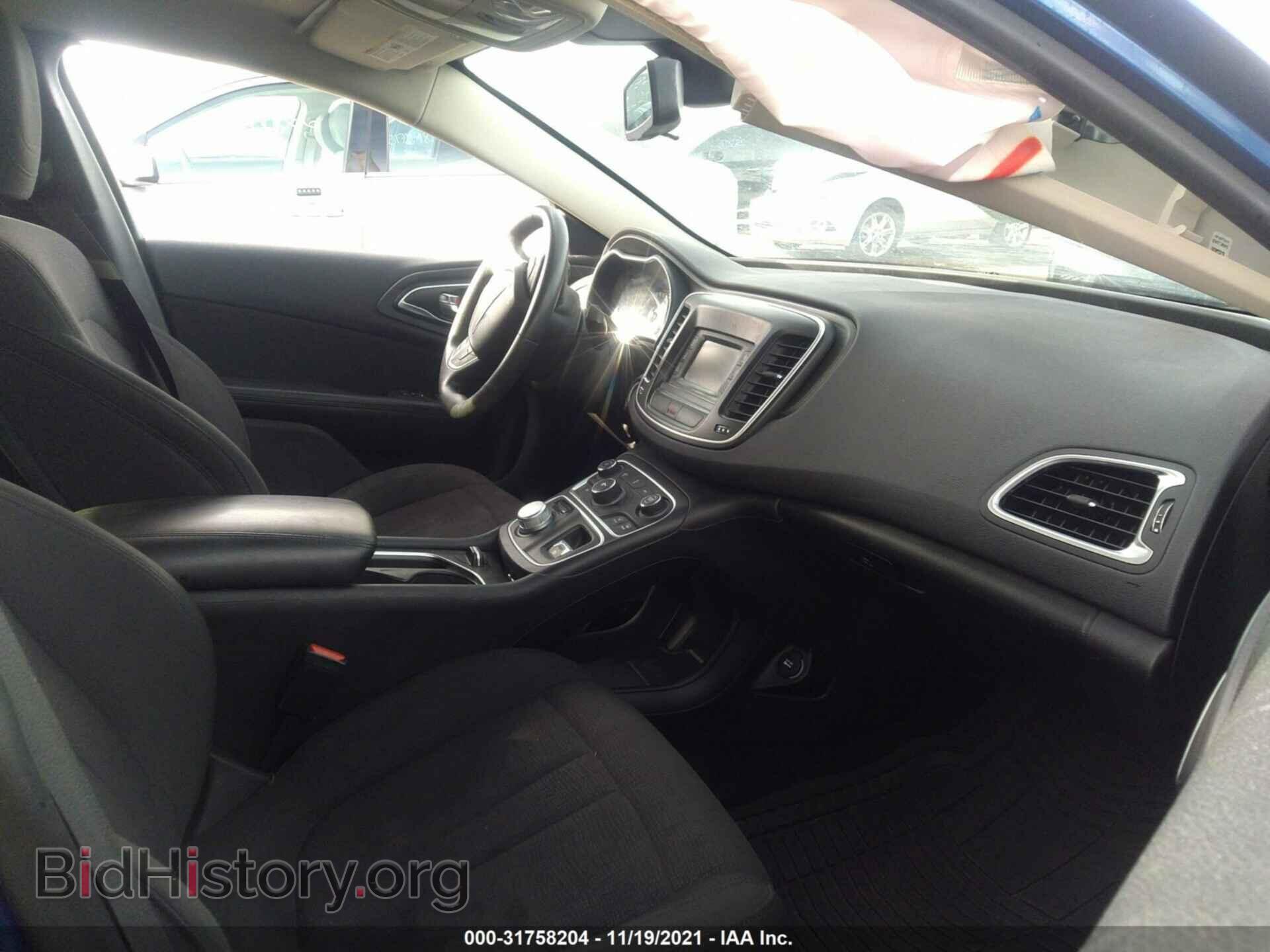 2016 CHRYSLER 200 - VIN: 1C3CCCAB2GN125024 - Фото 5