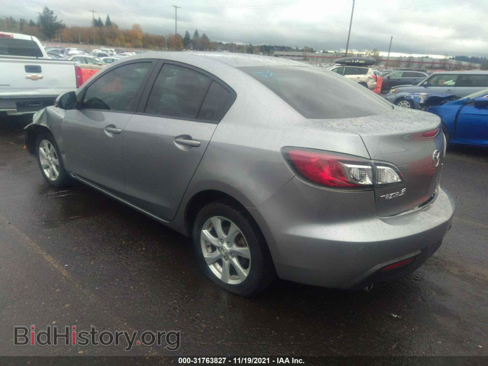 2011 MAZDA MAZDA3 - VIN: JM1BL1VG5B1498513 - Фото 3