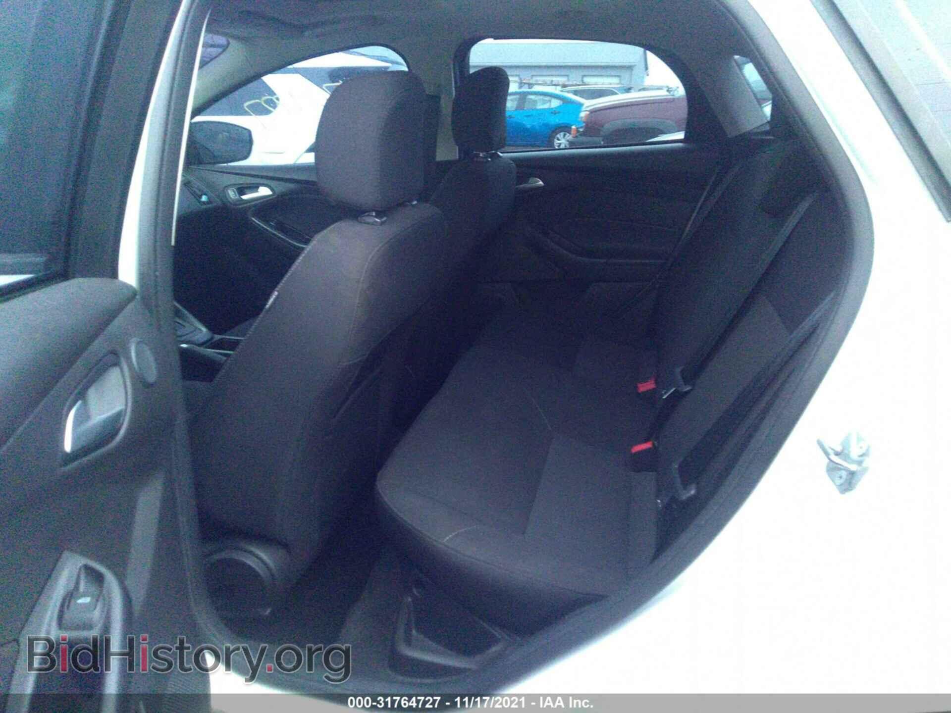 2017 FORD FOCUS - VIN: 1FADP3M2XHL243809 - Фото 8