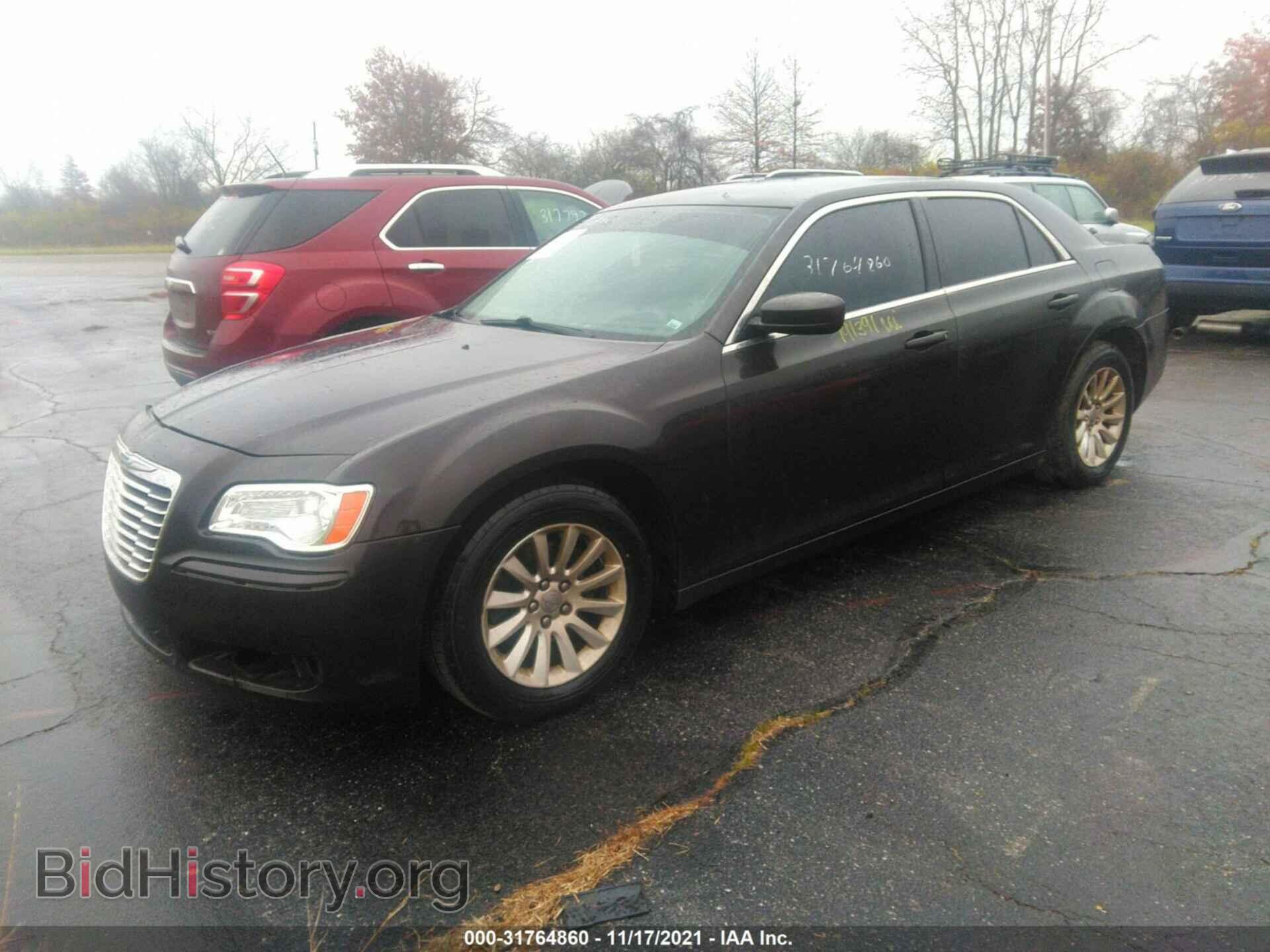 2012 CHRYSLER 300 - VIN: 2C3CCAAG5CH234645 - Фото 2