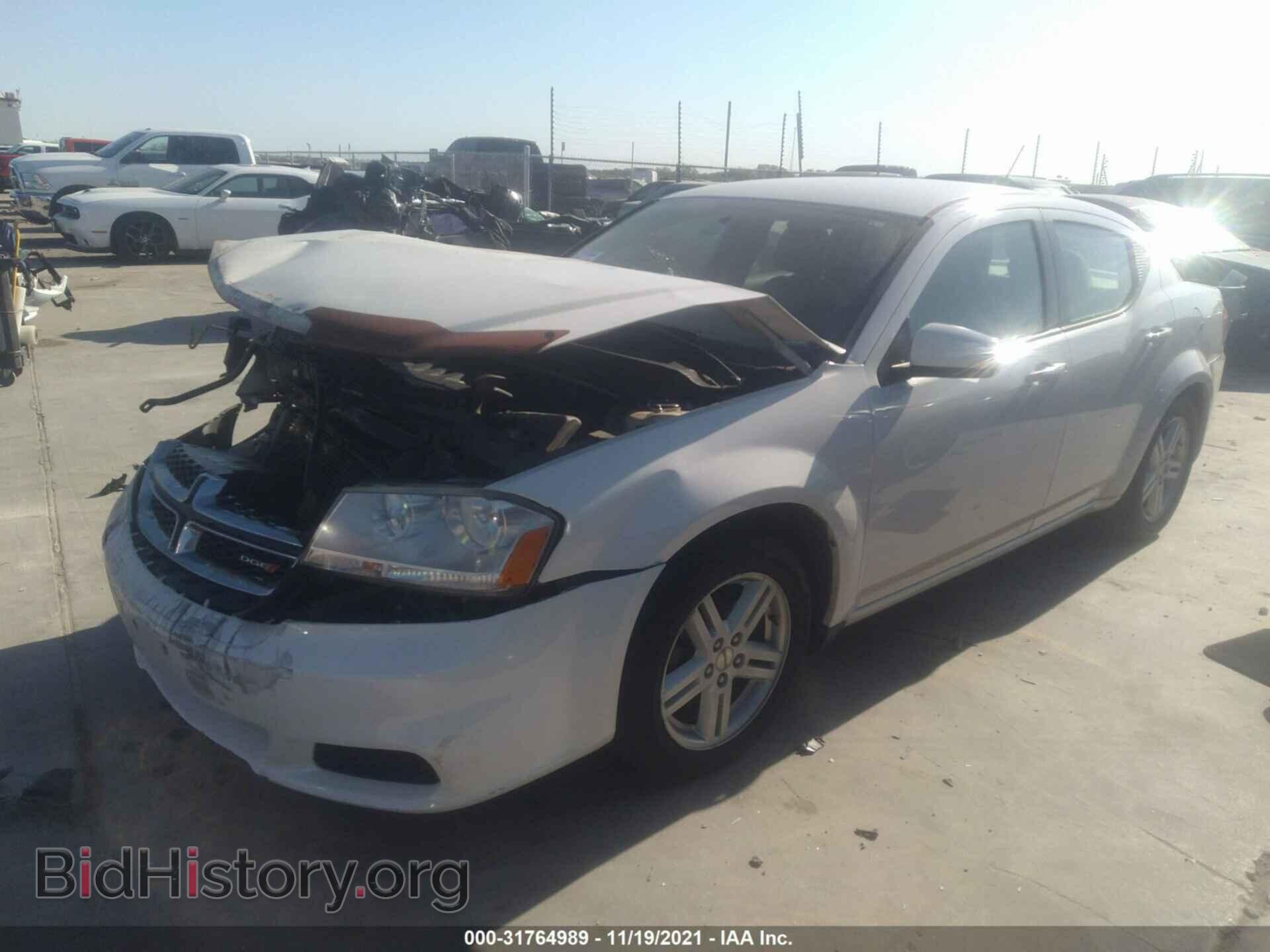 2011 DODGE AVENGER - VIN: 1B3BD1FB3BN502097 - Фото 2