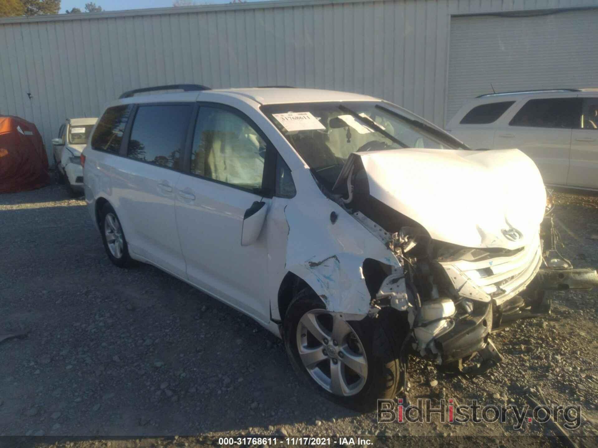 Photo 5TDKK3DC9ES509551 - TOYOTA SIENNA 2014