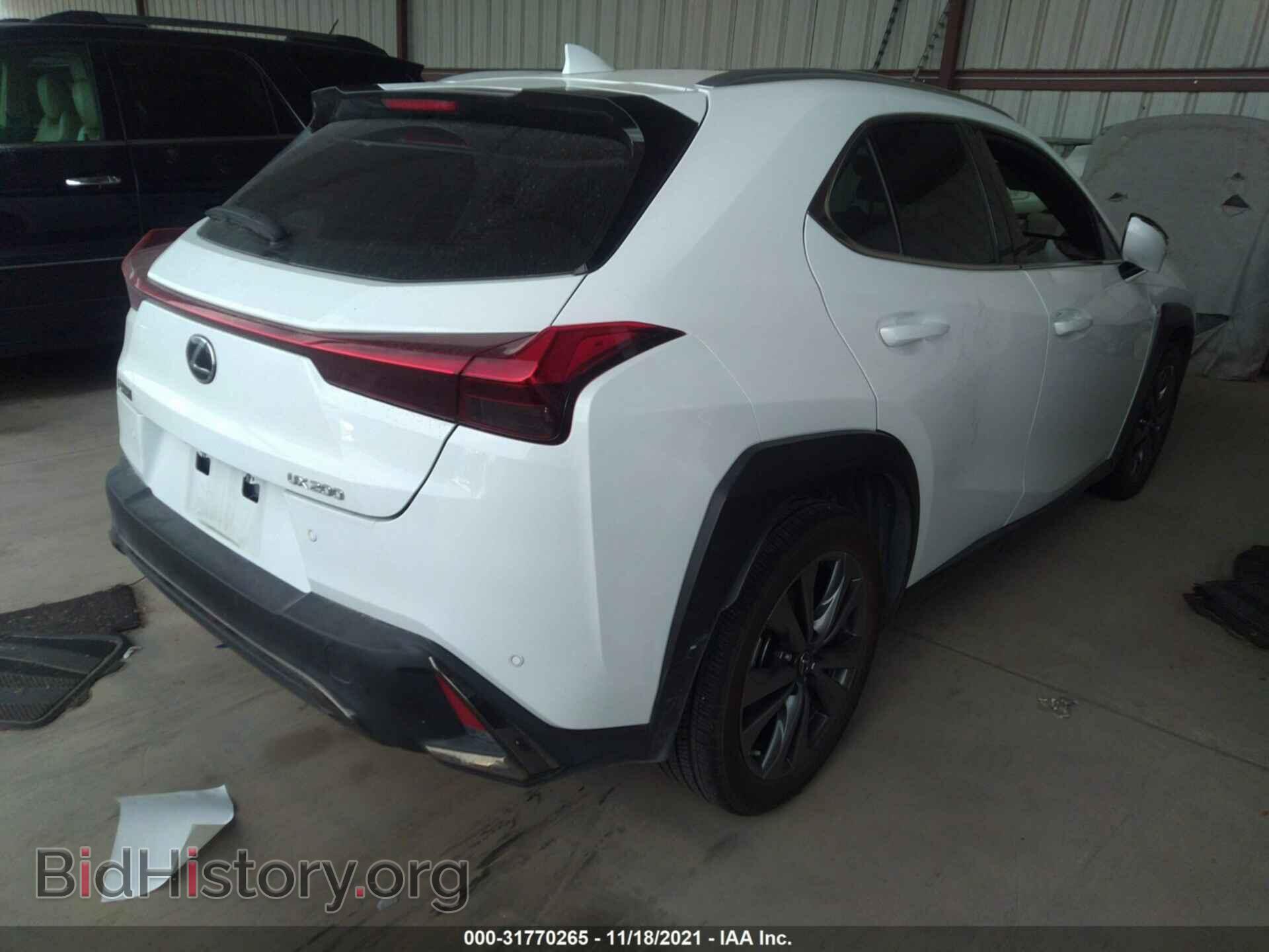 2019 LEXUS UX - VIN: JTHY3JBHXK2003772 - Photo 4