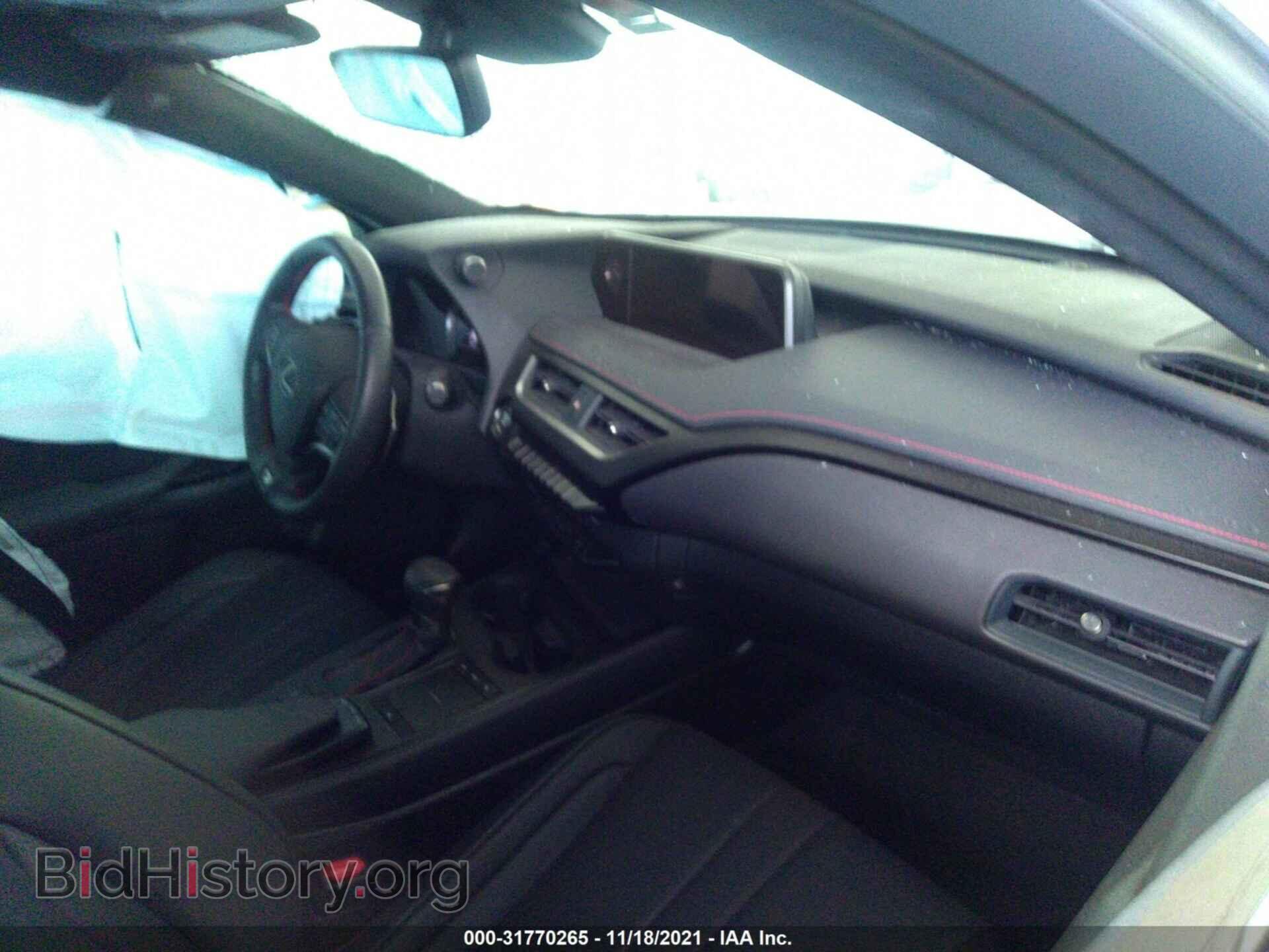 2019 LEXUS UX - VIN: JTHY3JBHXK2003772 - Photo 5